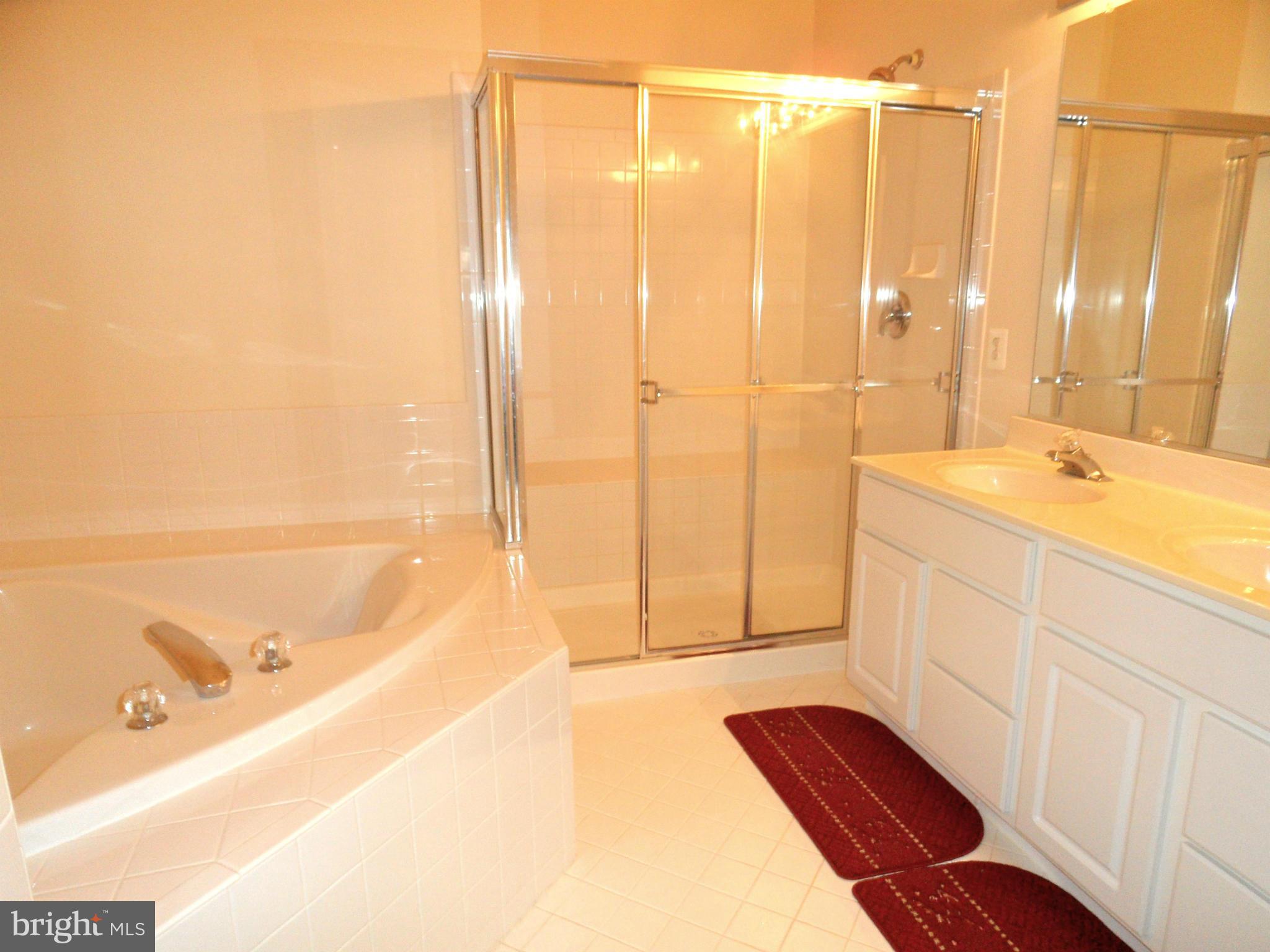 KING FARM WATKINS POND - Residential Lease