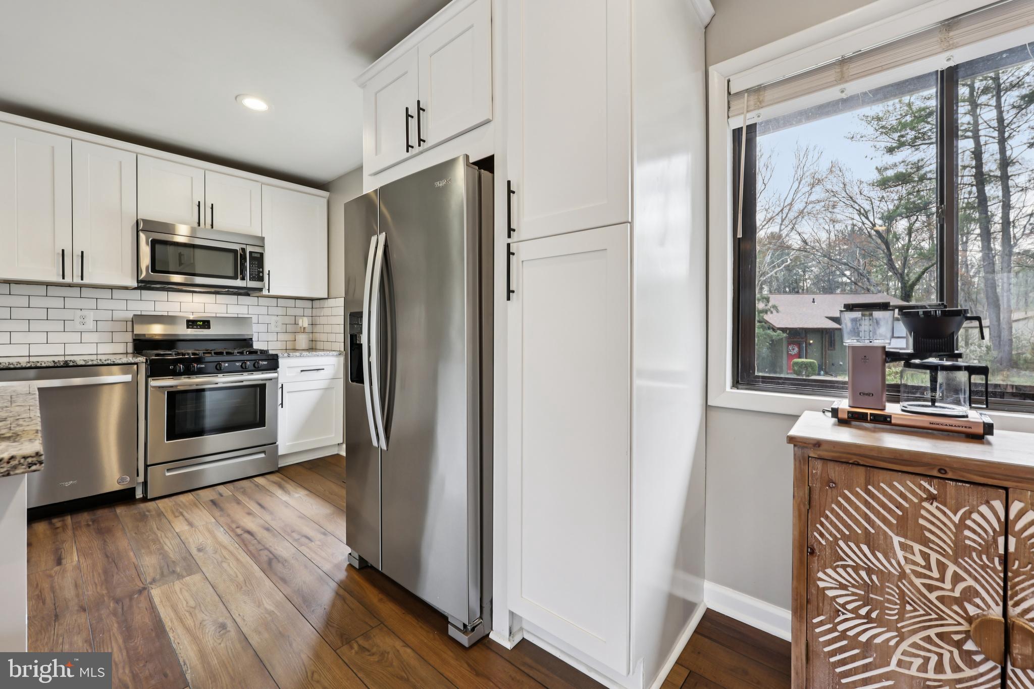 RESTON - Residential