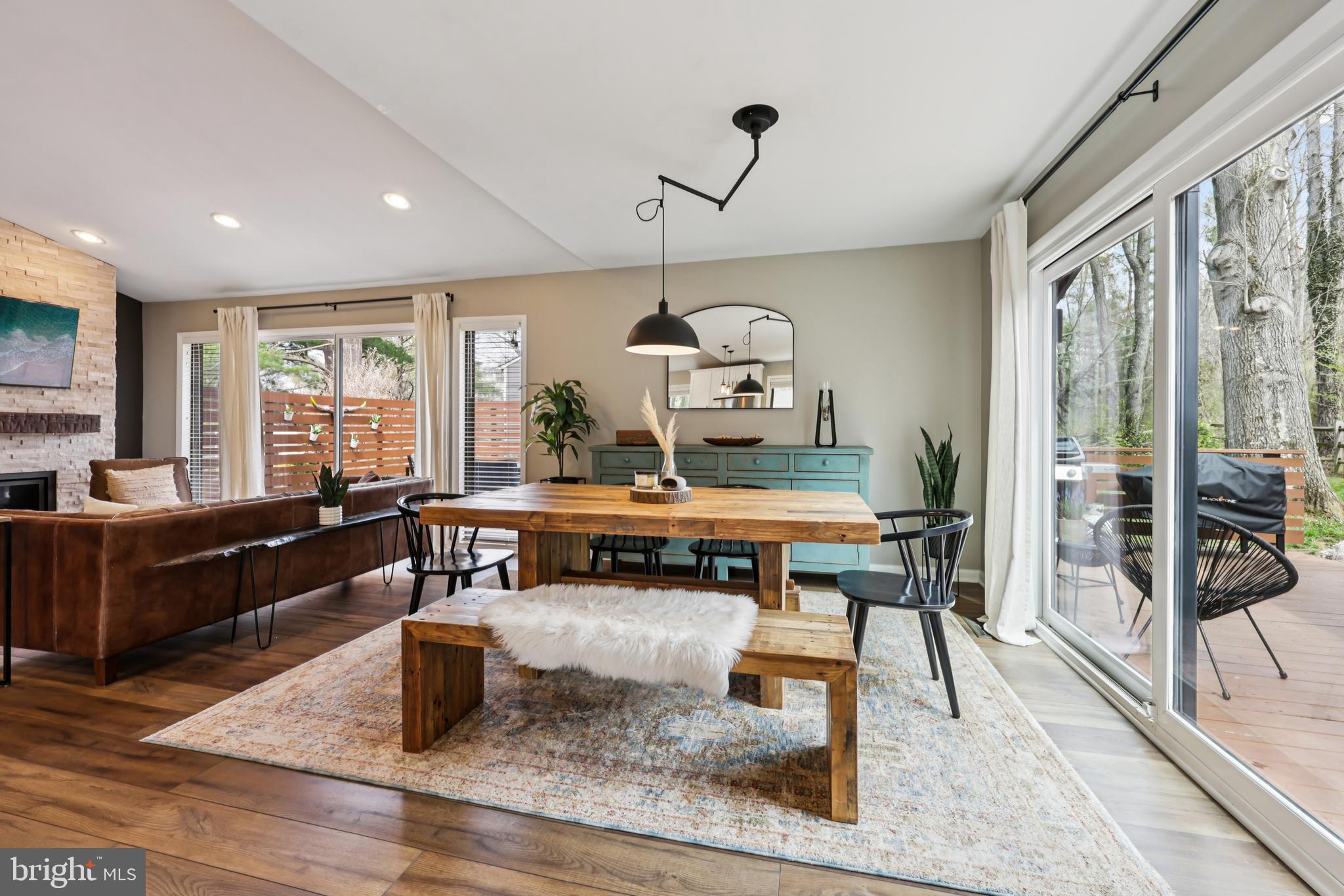 RESTON - Residential