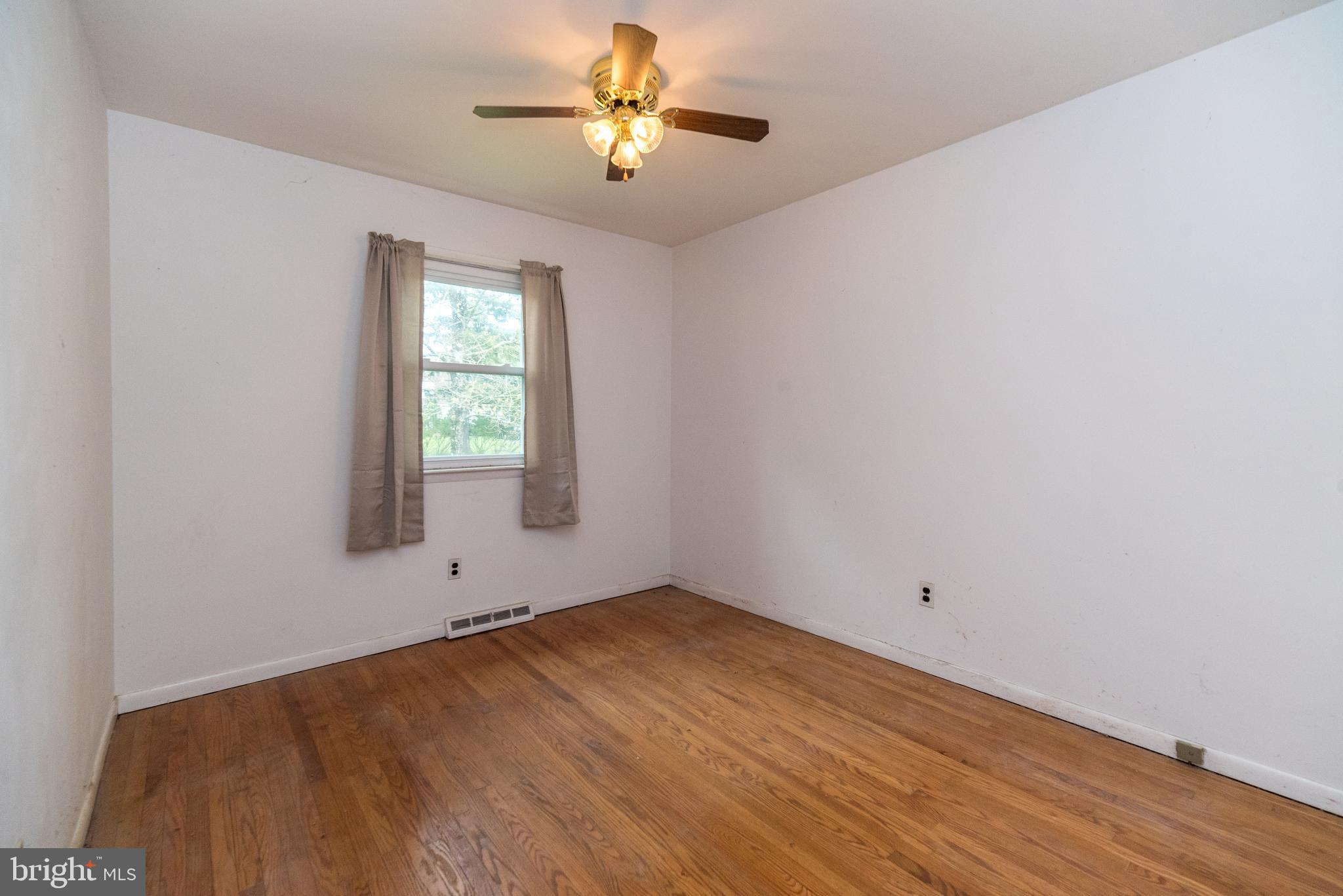 PINE TREE FARM - Residential