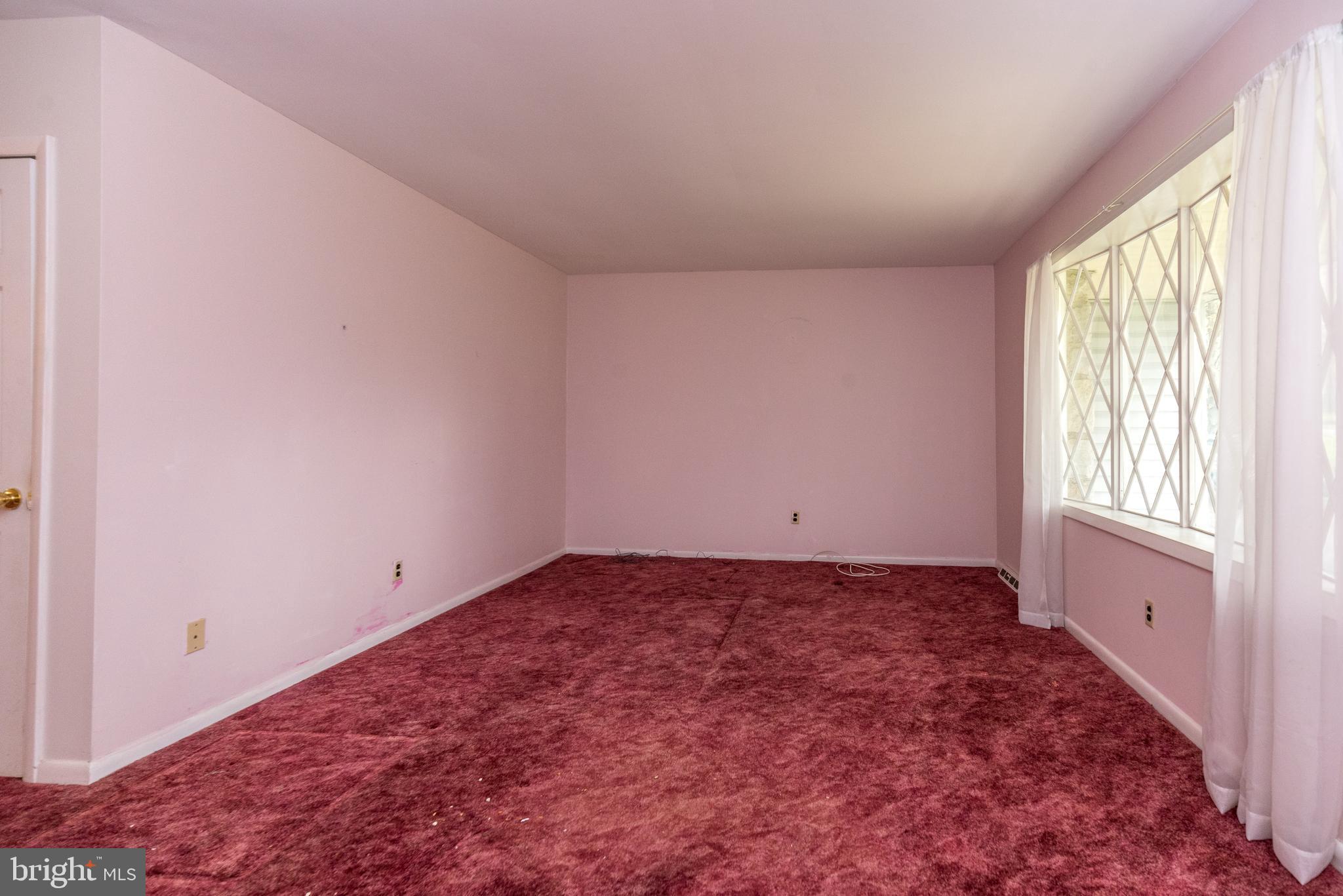 PINE TREE FARM - Residential