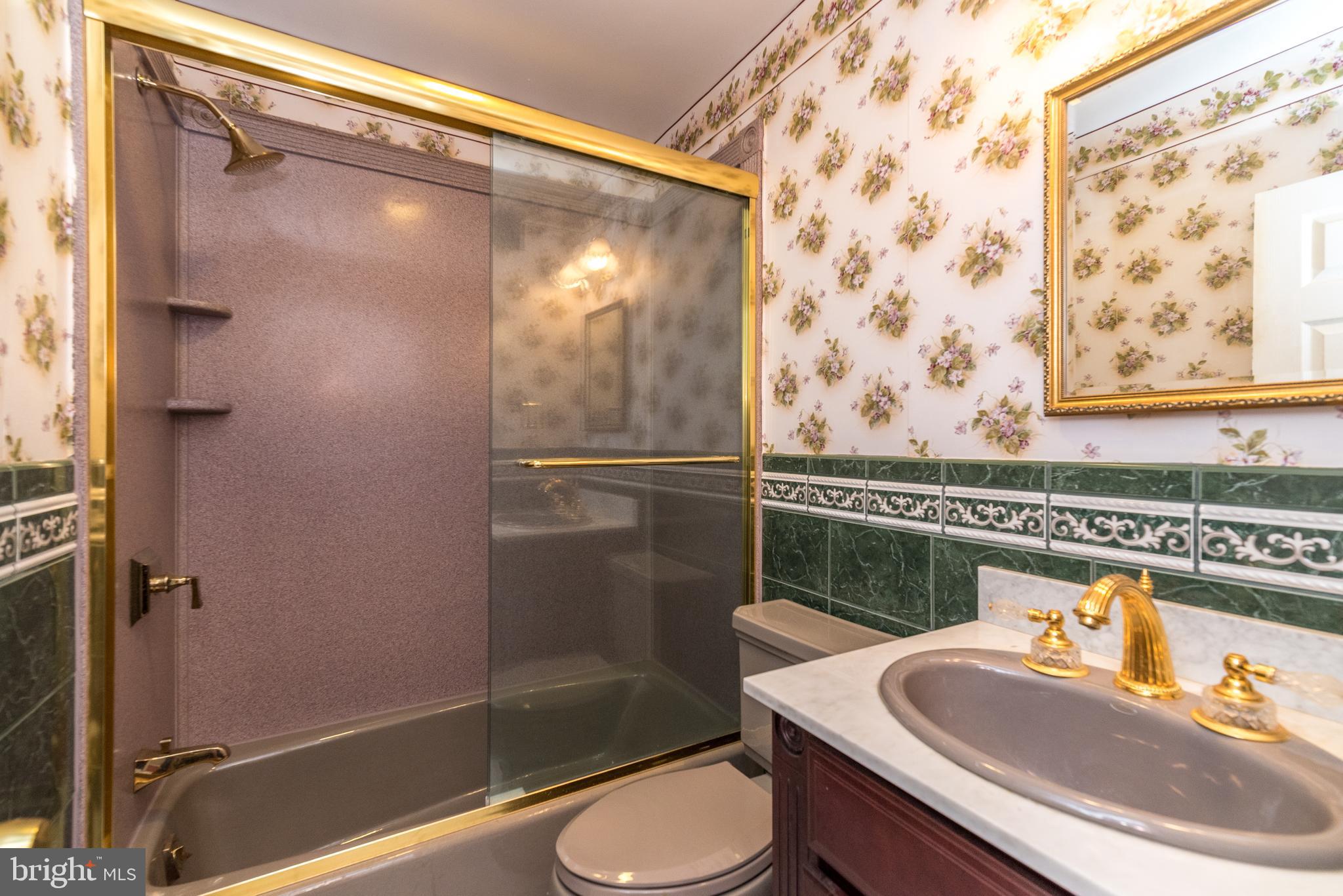 PINE TREE FARM - Residential