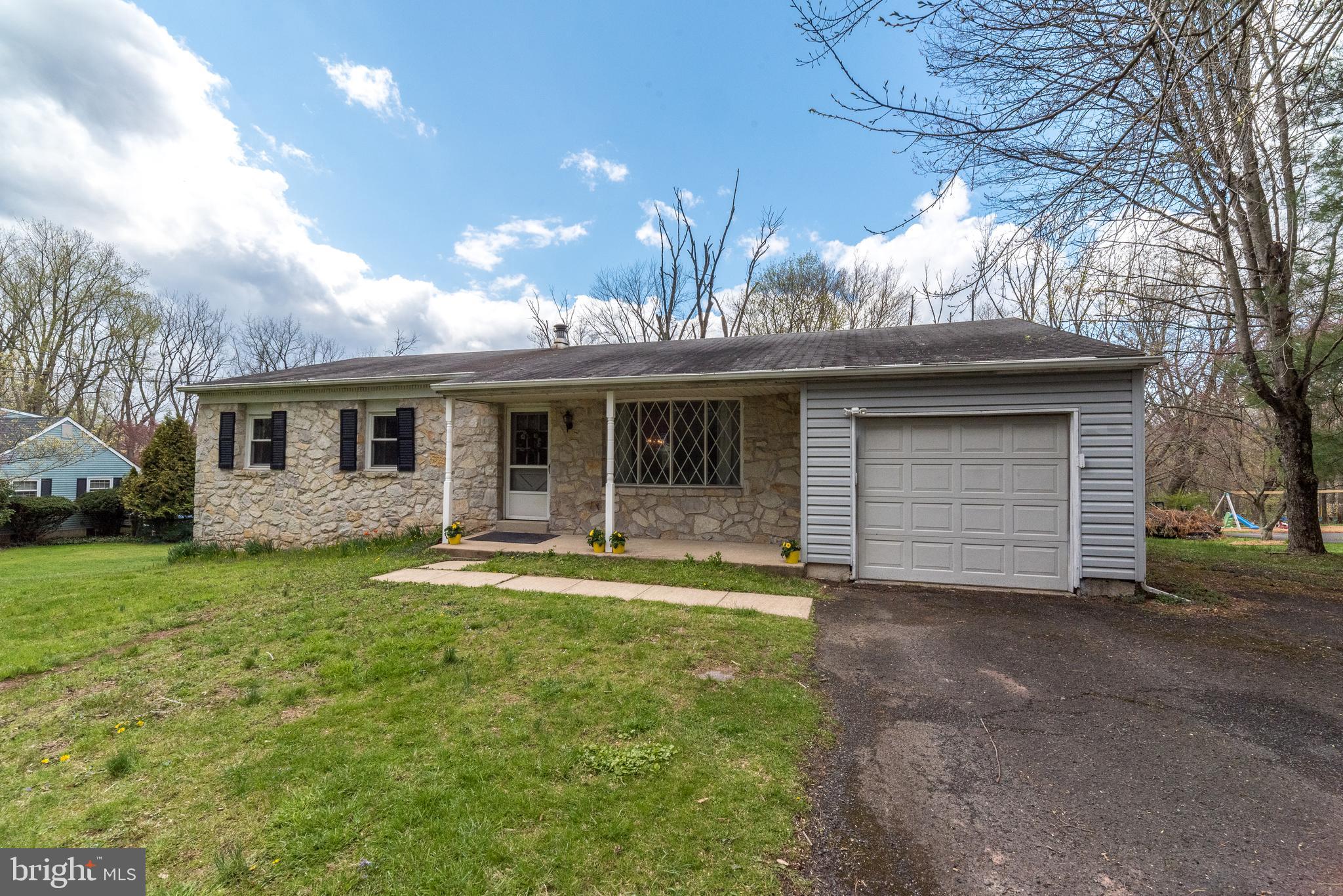 PINE TREE FARM - Residential