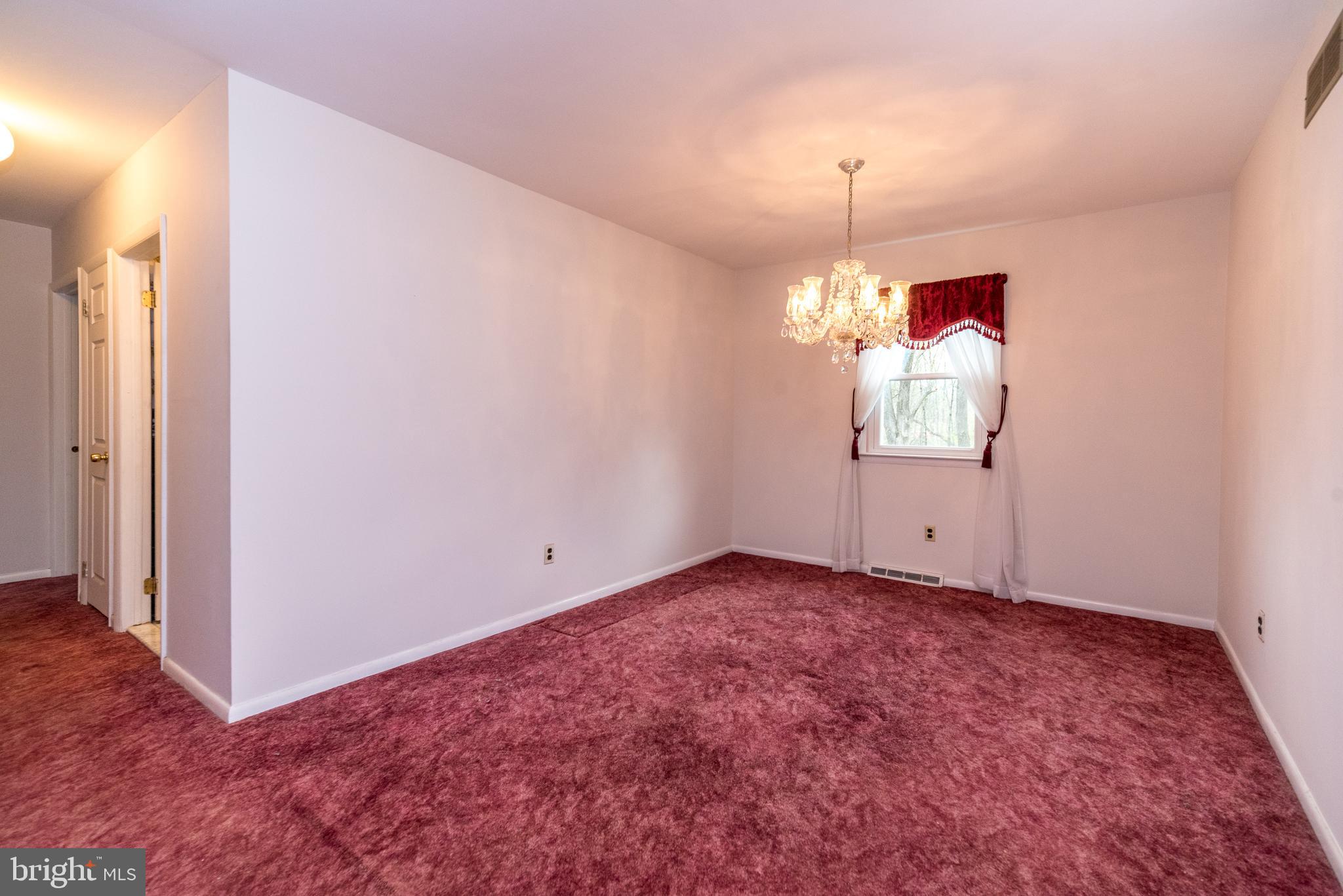 PINE TREE FARM - Residential