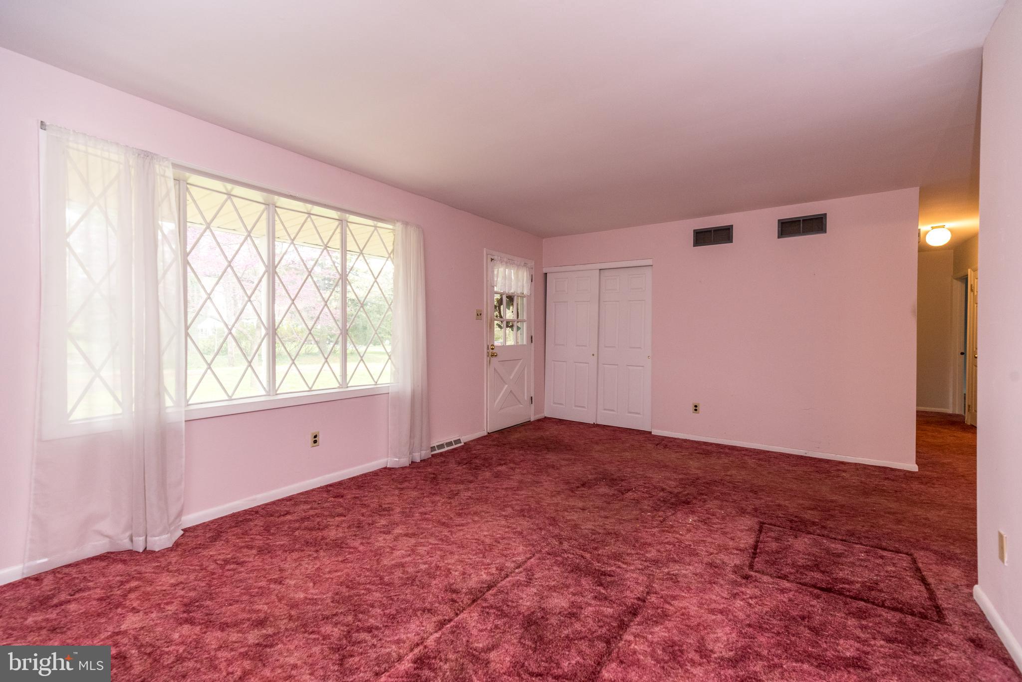 PINE TREE FARM - Residential