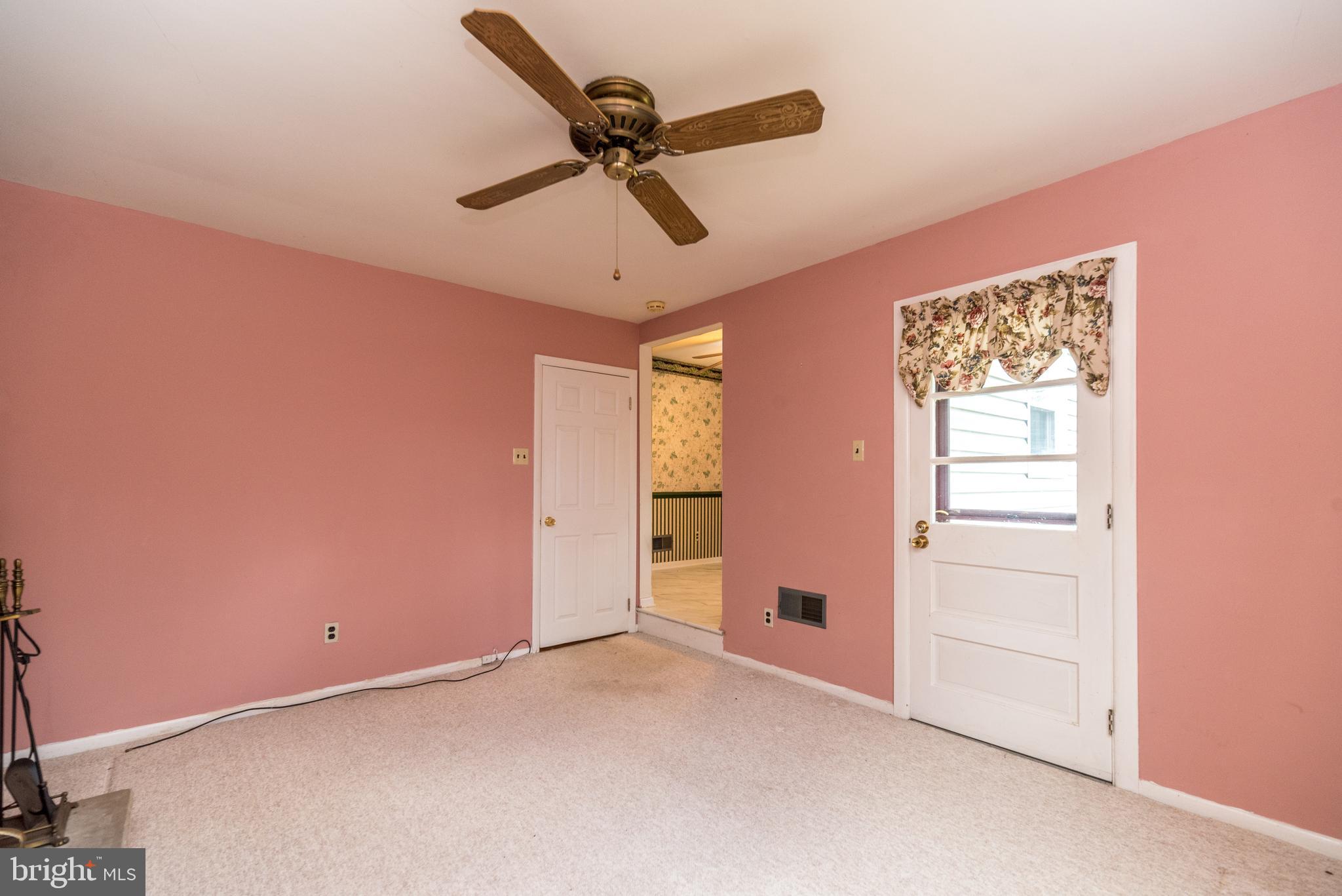 PINE TREE FARM - Residential