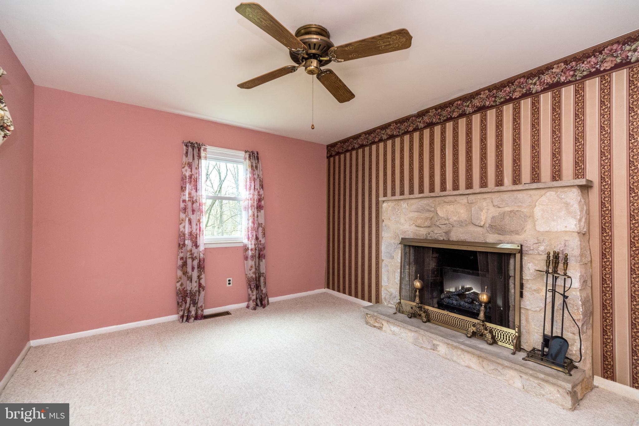 PINE TREE FARM - Residential