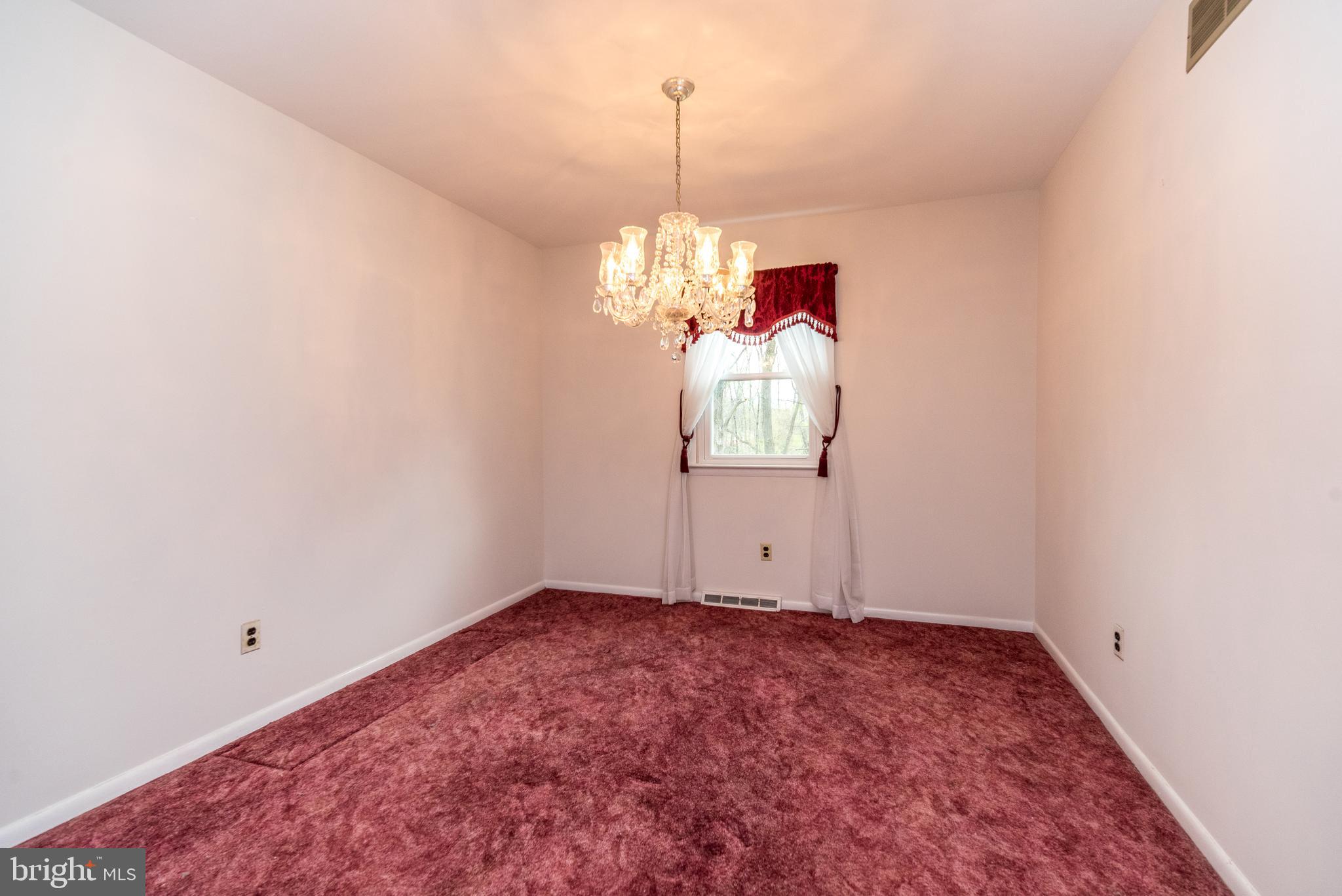 PINE TREE FARM - Residential