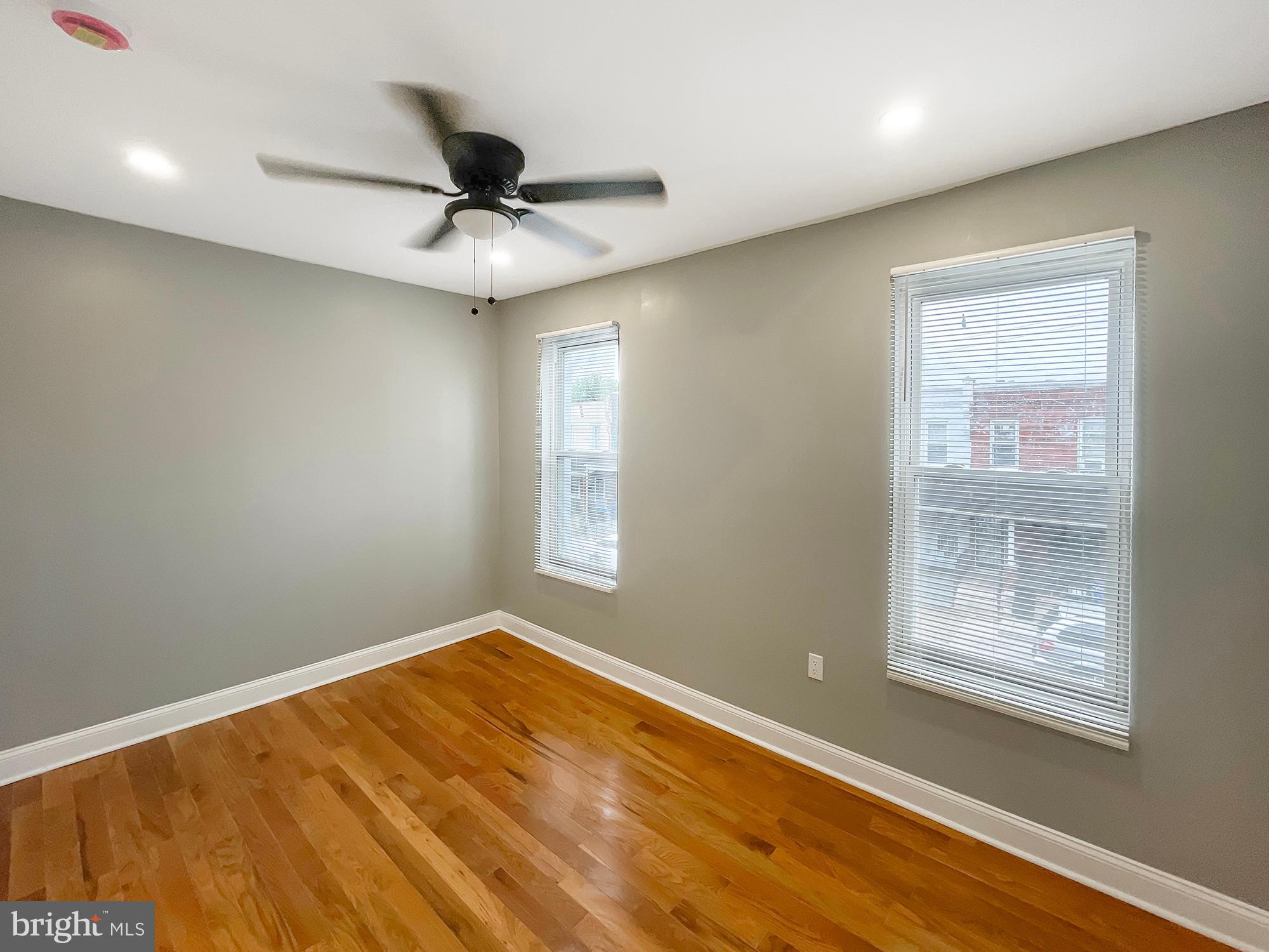 GARDEN COURT - Residential