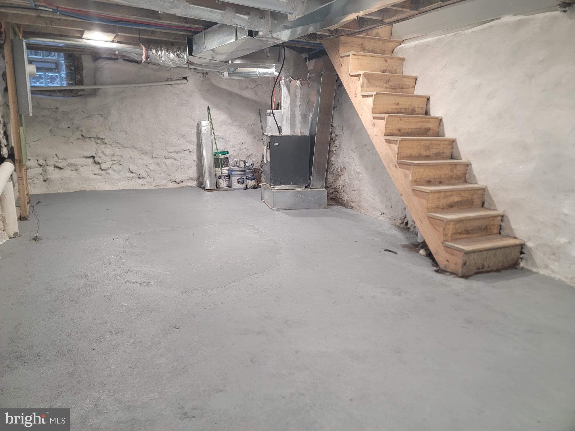 GARDEN COURT - Residential