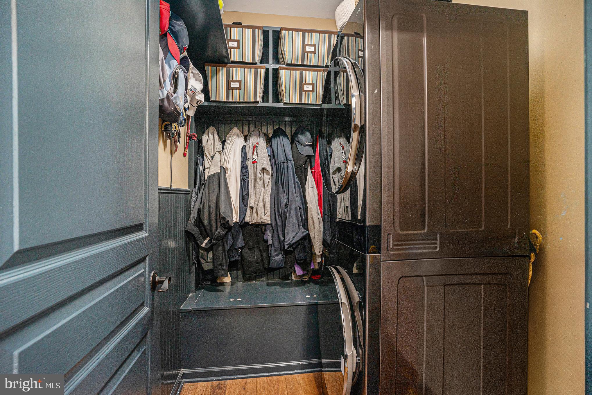 CHESTNUT CREEK - Residential