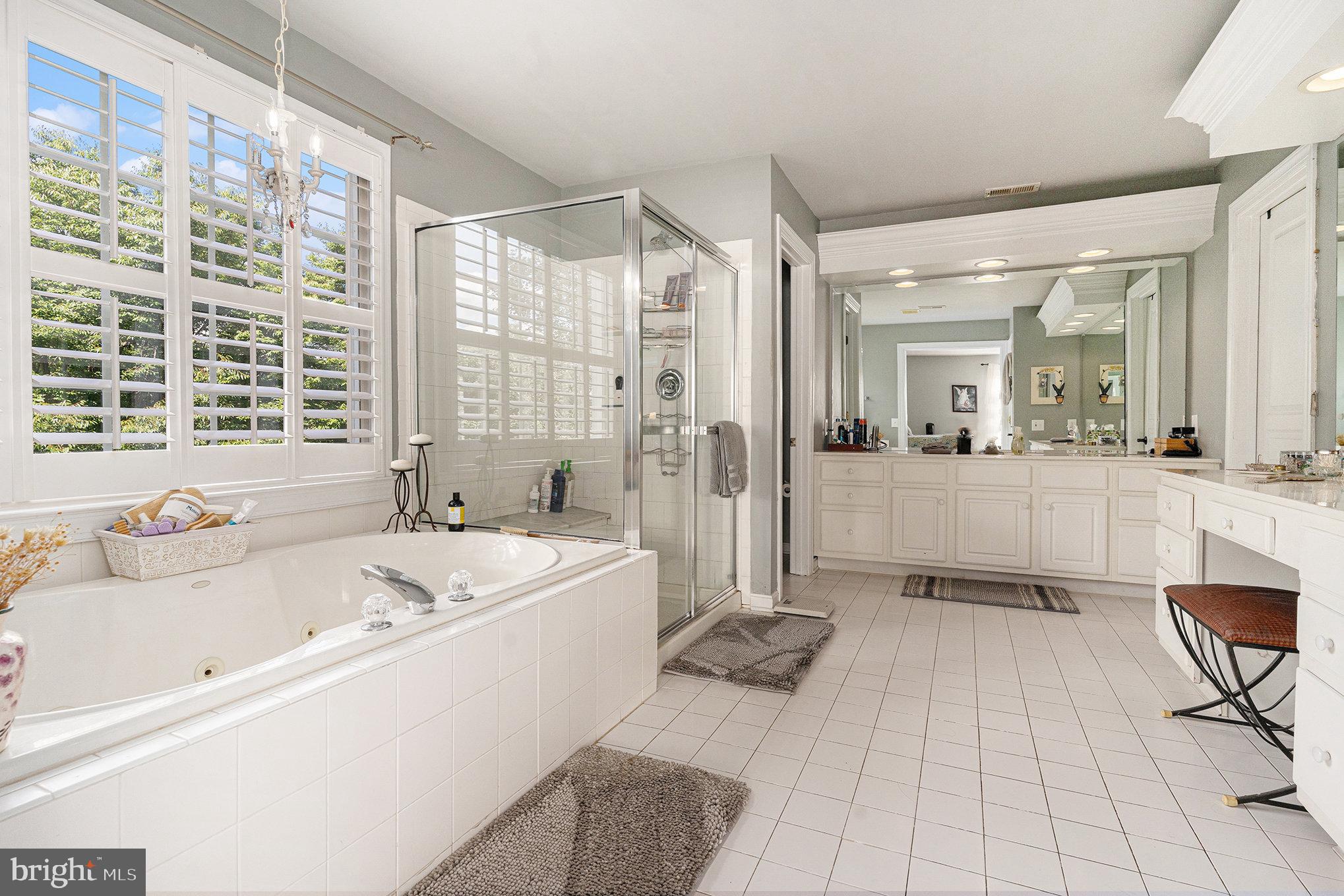 CHESTNUT CREEK - Residential