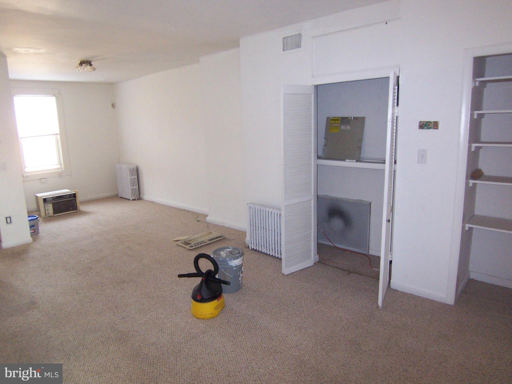 CHARLES VILLAGE - Residential Lease