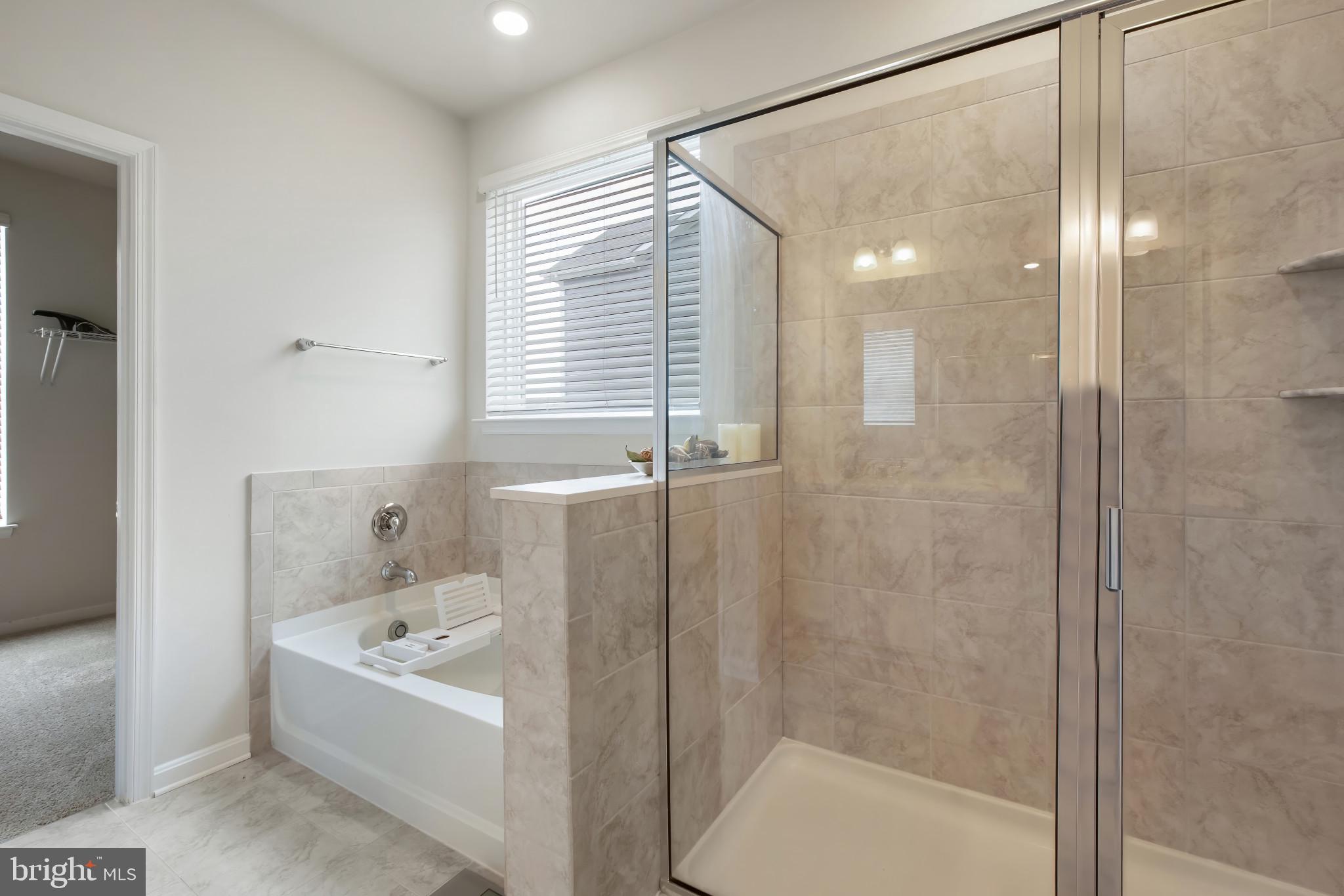 STONEGATE - Residential