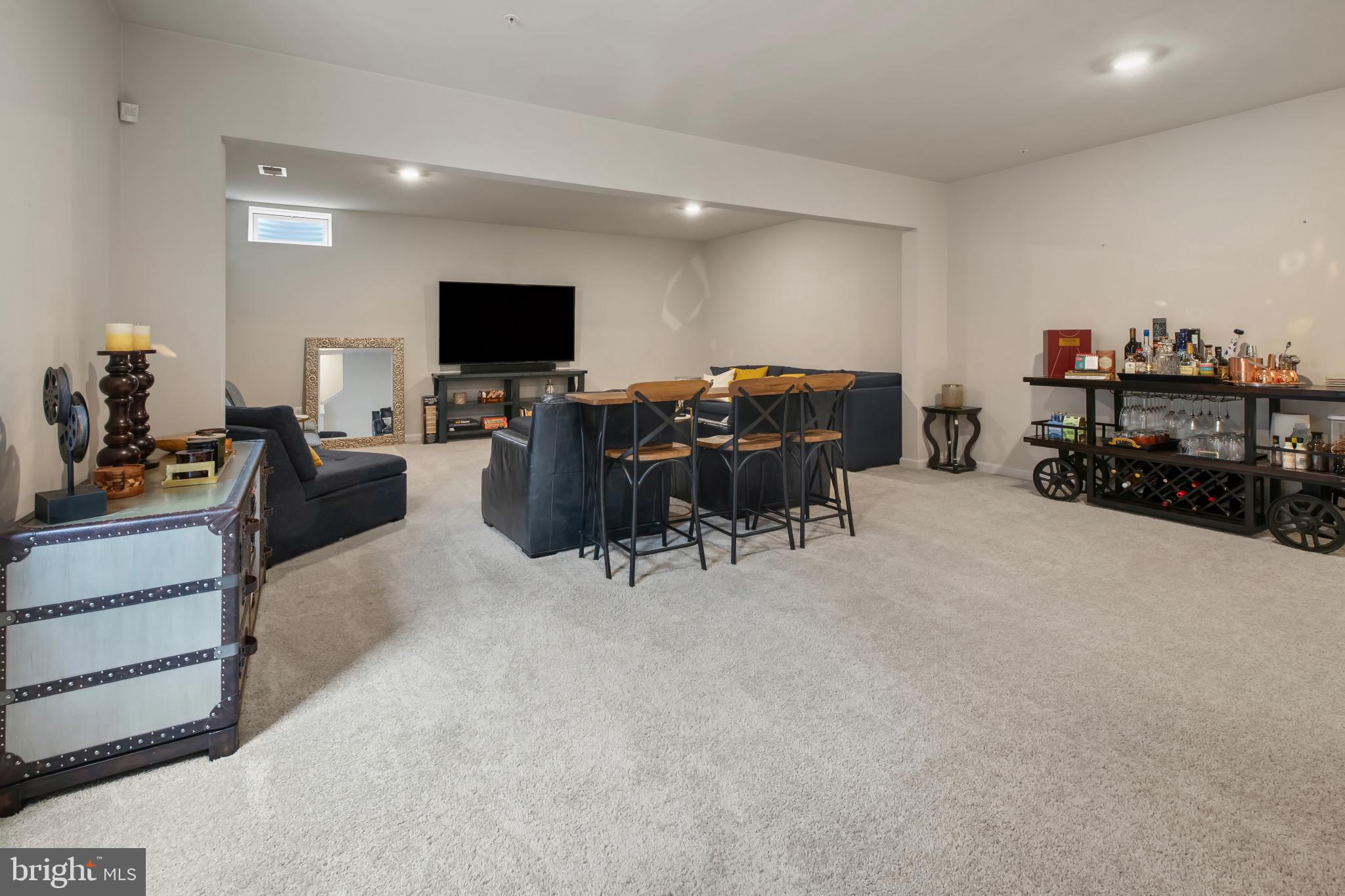 STONEGATE - Residential