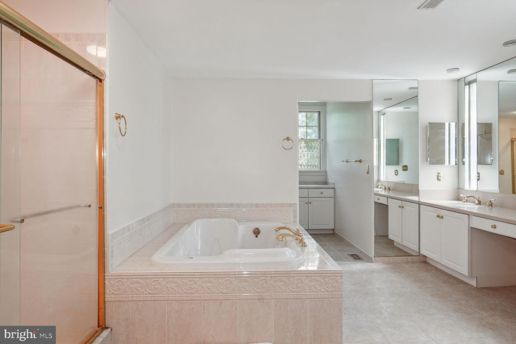 COTTAGE FARM ESTATES - Residential