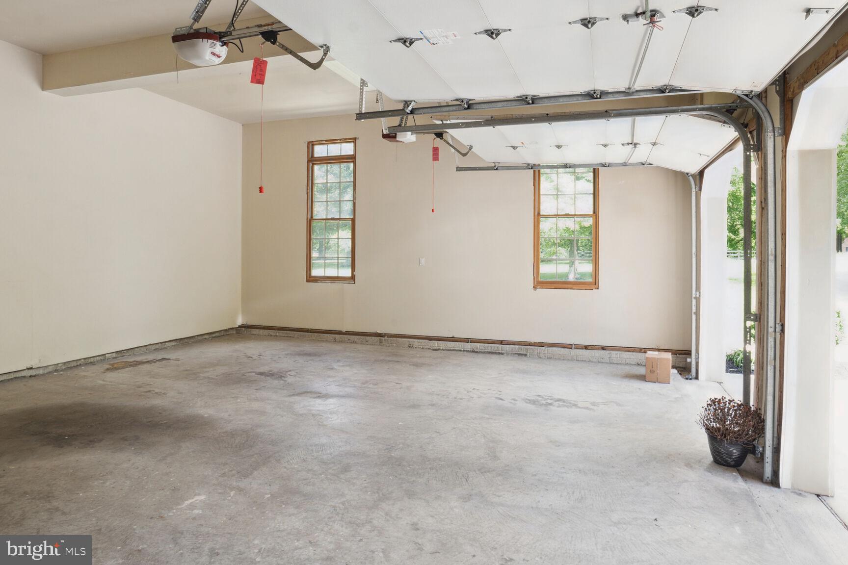 COTTAGE FARM ESTATES - Residential