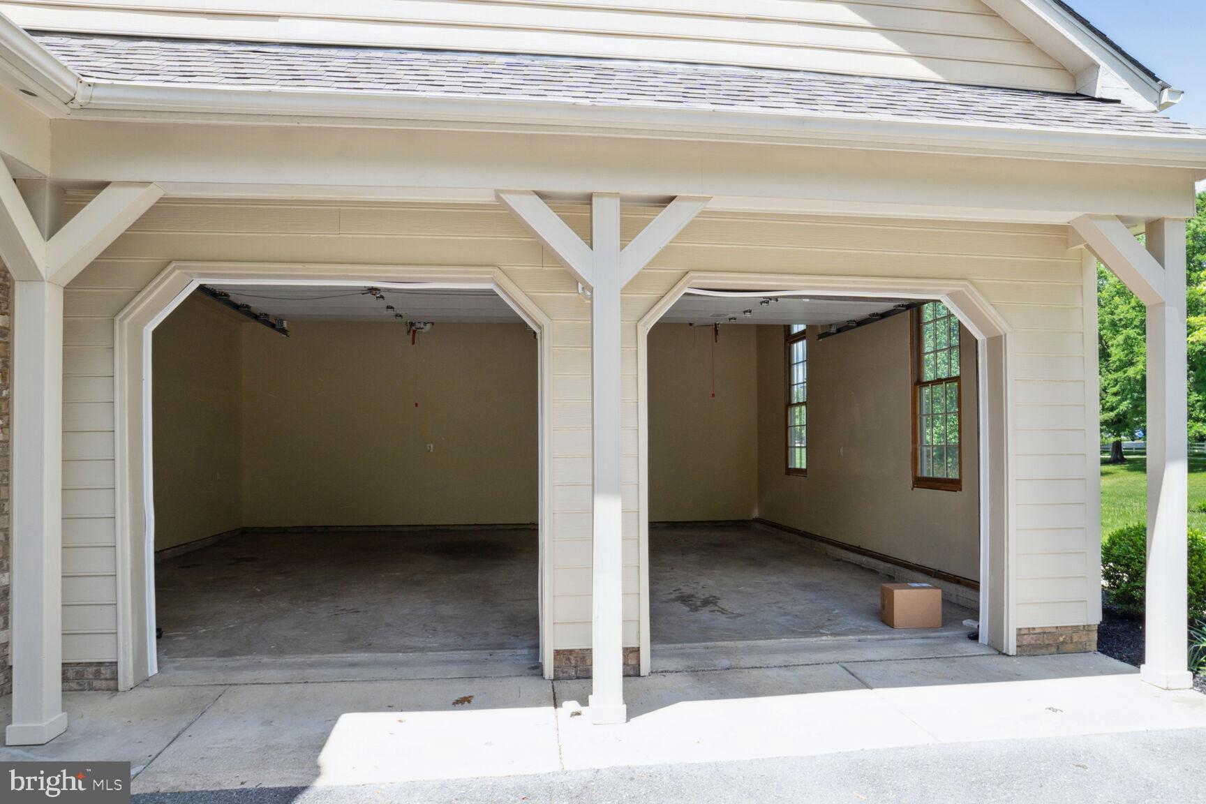 COTTAGE FARM ESTATES - Residential