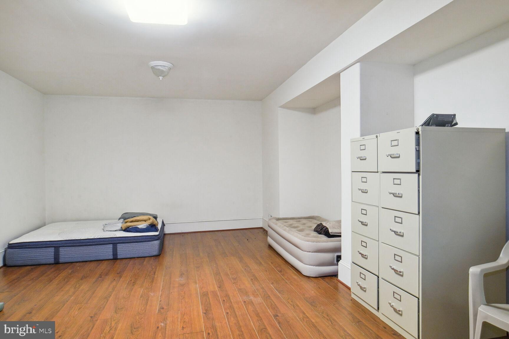 COTTAGE FARM ESTATES - Residential