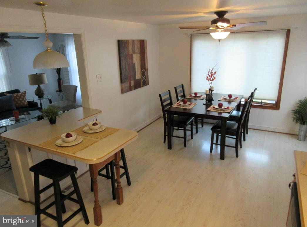 LODGE FOREST MANOR - Residential