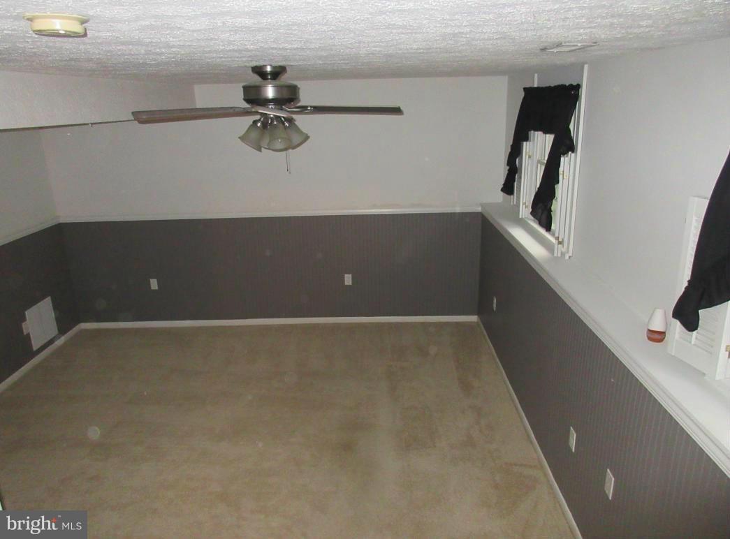 LODGE FOREST MANOR - Residential