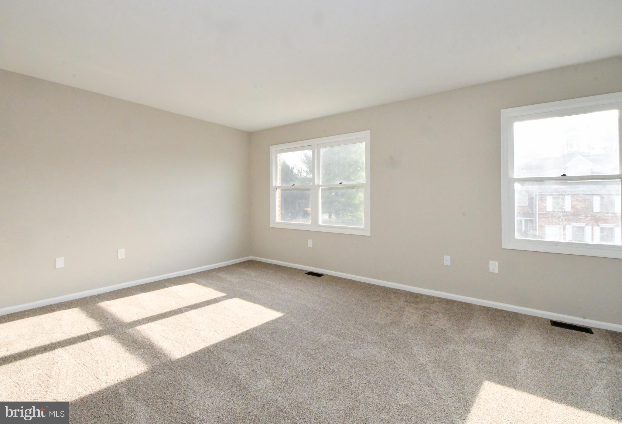 COLLEGE PARK - Residential