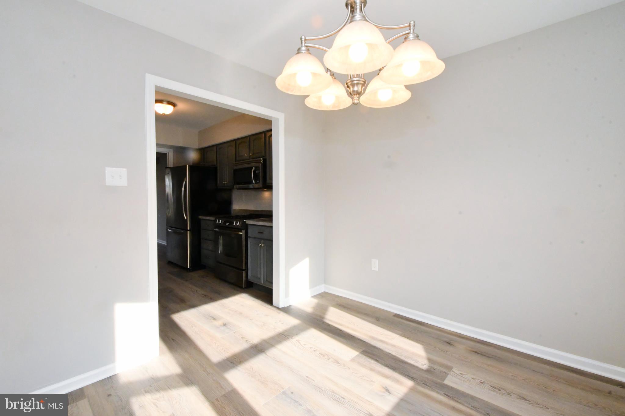 COLLEGE PARK - Residential