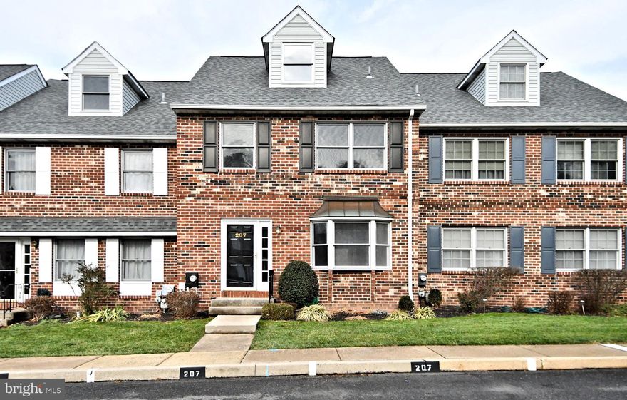 NEW YEAR, NEW HOME!! Here is your opportunity to live in the highly sought-after College Park community in the heart of Collegeville Borough. This TURN-KEY 2 bed 2.5 bath townhome is ready for you to move right in. There is even a finished loft that could be used as a 3rd bedroom but access to it is through the front bedroom so it is not a completely private bedroom. This adorable home features BRAND NEW LUXURY VINYL FLOORING through the entire first floor and up to the 2nd floor where you’ll find BRAND NEW CARPETS in the bedrooms and the whole house has been FRESHLY PAINTED! Other updates are: NEW roof 2018, NEW AC unit 2018 and NEW hot water heater 2018!

Upon entering the home you’ll find a coat closet and dining area with bay window to allow for bright and cheerful sun-drenched mornings. The kitchen has CORIAN countertops, white subway tile backsplash, STAINLESS STEEL appliances including a GAS range and plenty of cabinets with soft close hinges for storage. At the back of the home there is a large great room with a beautiful GAS fireplace and mantel (ready for you to decorate for the Holidays!) flanked by windows on either side, recessed lights and a sliding glass door that leads to the private deck surrounded by mature landscaping, perfect for those summer BBQ’s. There is a ½ bath that completes this floor.

Upstairs you'll find 2 LARGE primary suites each with their OWN private bathroom! One has a walk-in closet as well. The laundry area is also conveniently located on this floor. The fully finished loft is perfect for a 3rd bedroom, office space or additional living space! 

Head down to the basement that features a utility sink, tons of cabinets/countertops for storage and workspace and 9 foot ceilings making it the perfect space to finish for even more living space or to use for storage.  College Park is just a few steps away from the Collegeville Community Park and a short walk to the shops and restaurants on Main St. Enjoy running or biking on the Perkiomen Trail that is less than 1/2 mile away. Enjoy all this great neighborhood has to offer plus it is just minutes to major roads, sought after Perkiomen Valley Schools, and all the great shopping/dining options available in the Providence Town Center/Limerick Premium Outlets & downtown Phoenixville. Don’t miss out on seeing this one! This is an estate sale and being sold  As-Is.