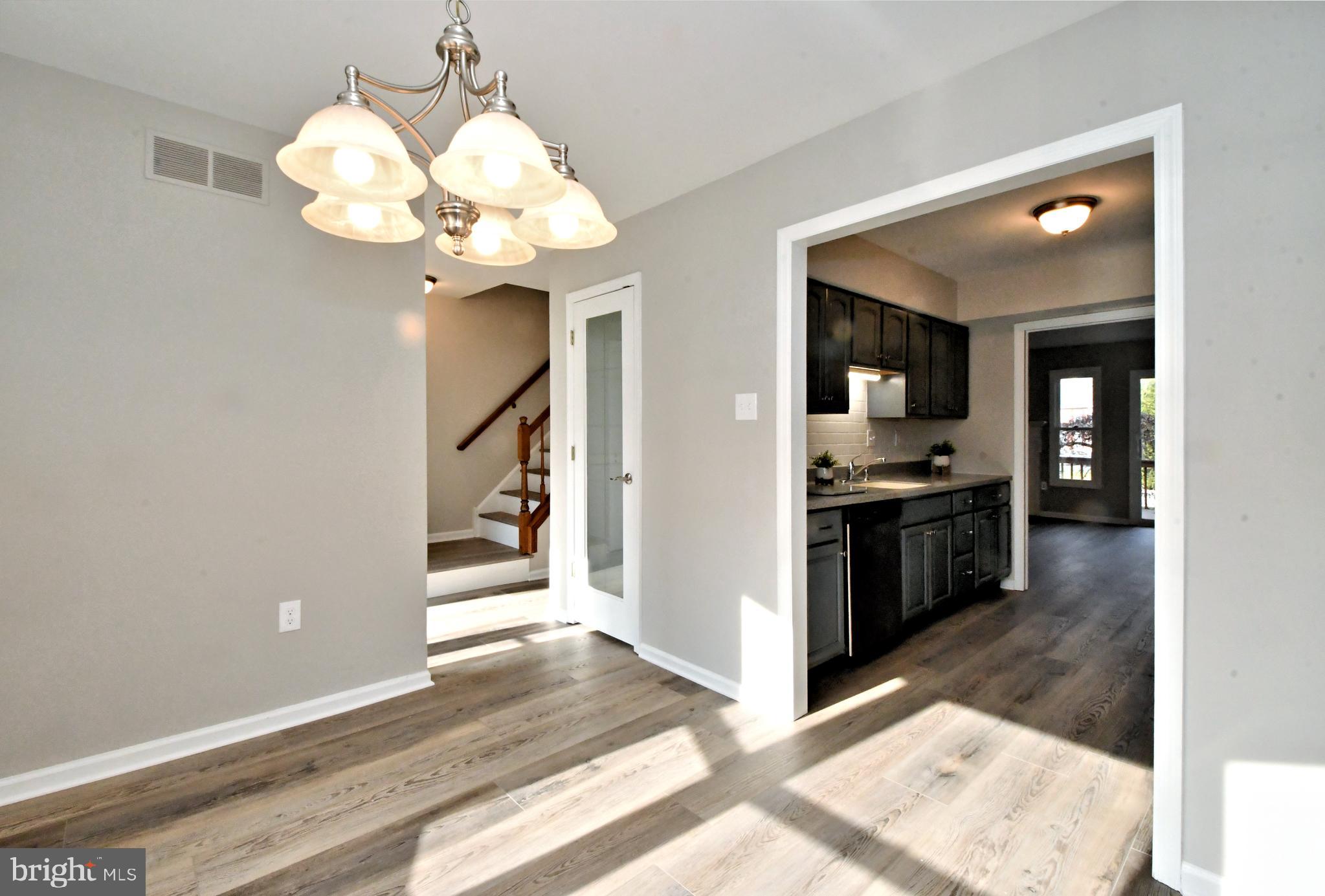 COLLEGE PARK - Residential