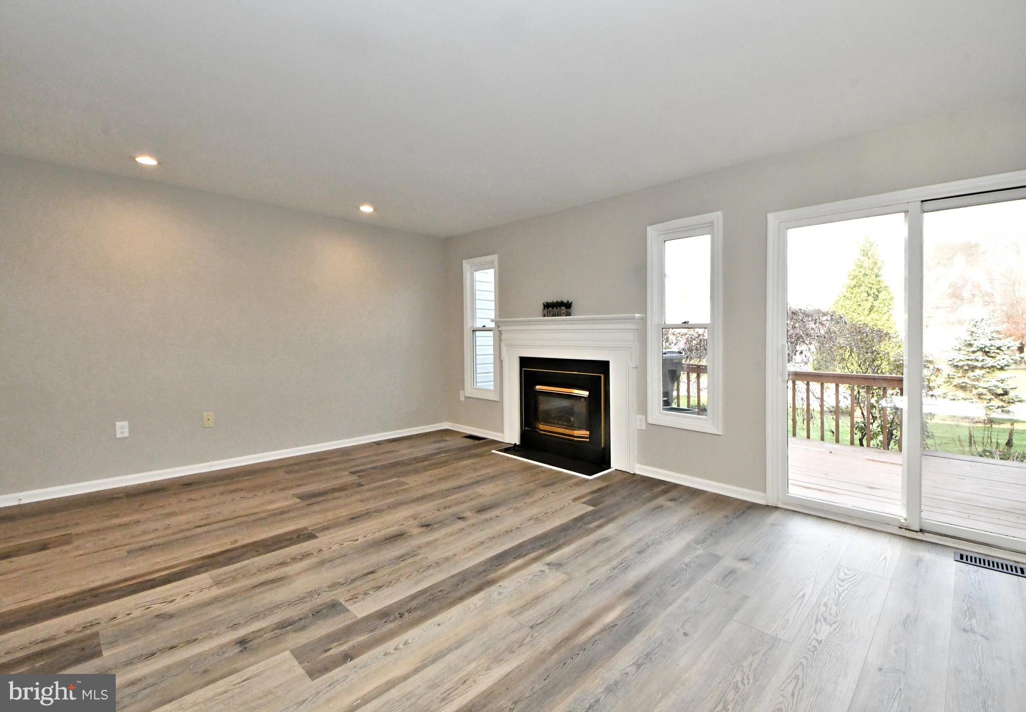 COLLEGE PARK - Residential