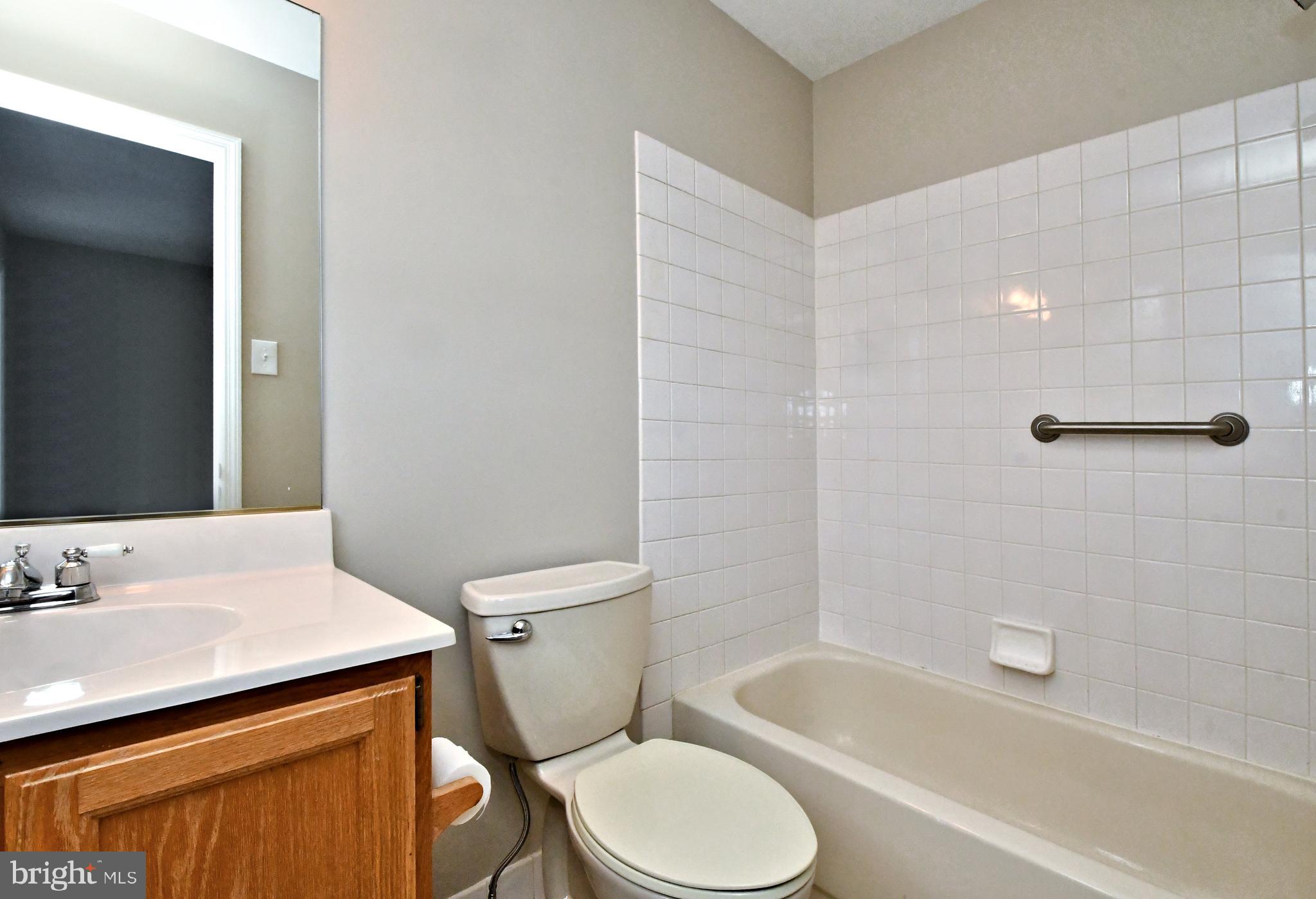 COLLEGE PARK - Residential