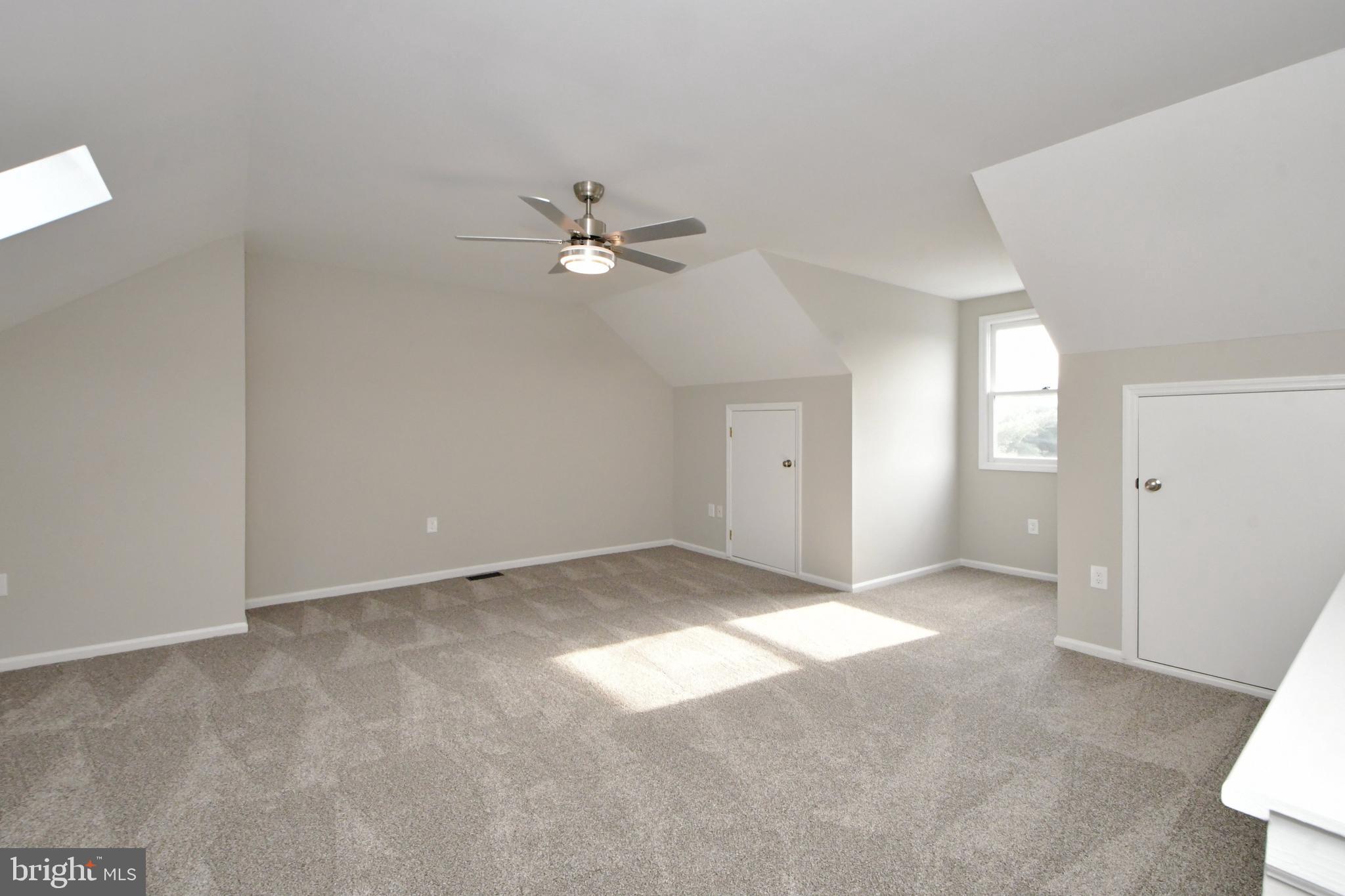 COLLEGE PARK - Residential