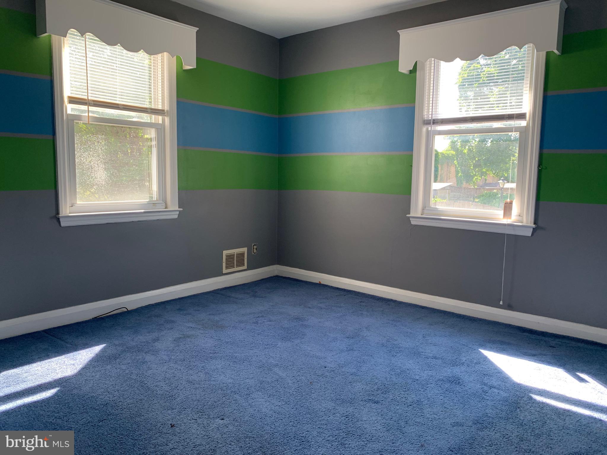 LINDALE HEIGHTS - Residential Lease