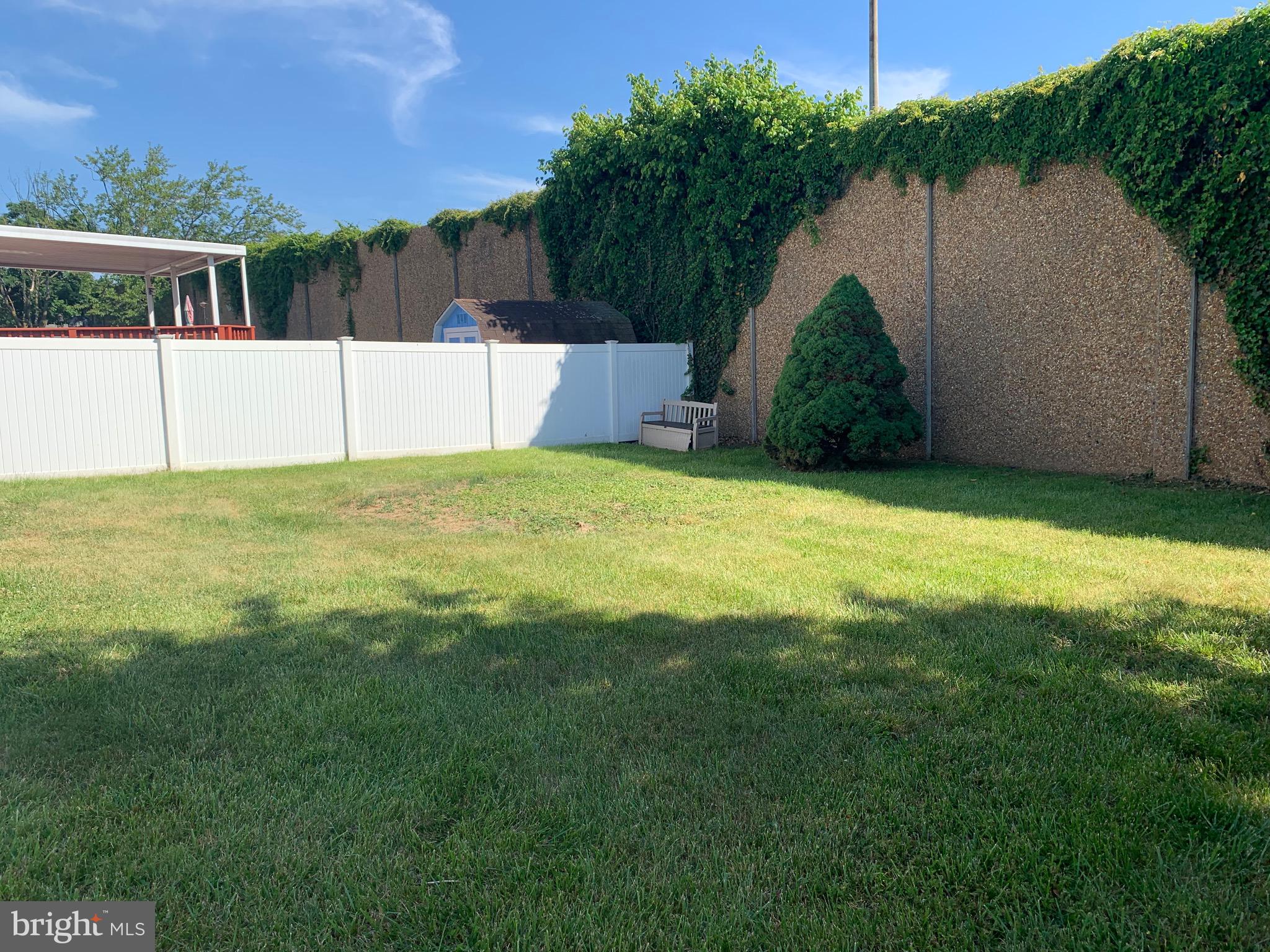 LINDALE HEIGHTS - Residential Lease