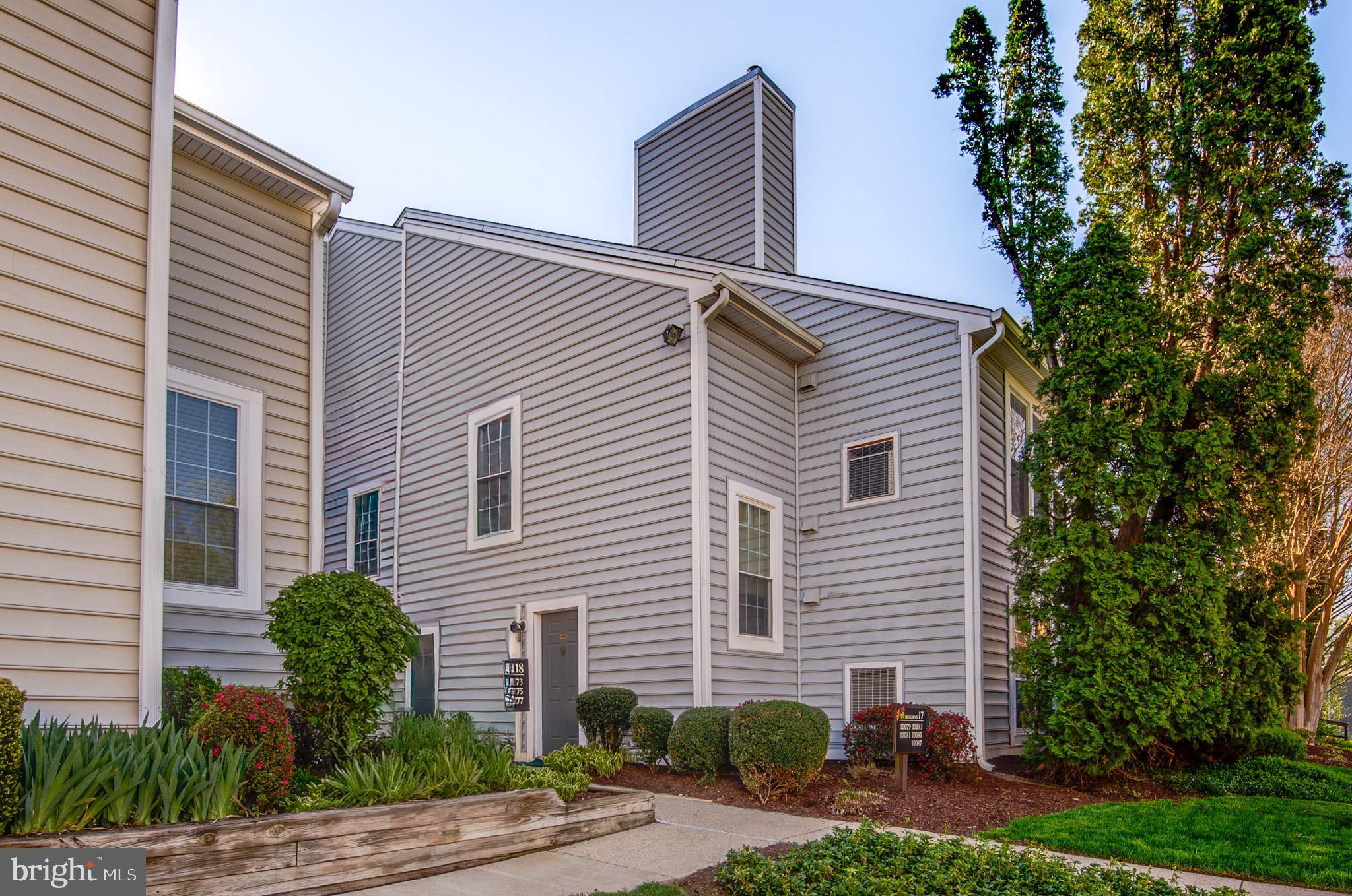 THE OAKTON - Residential