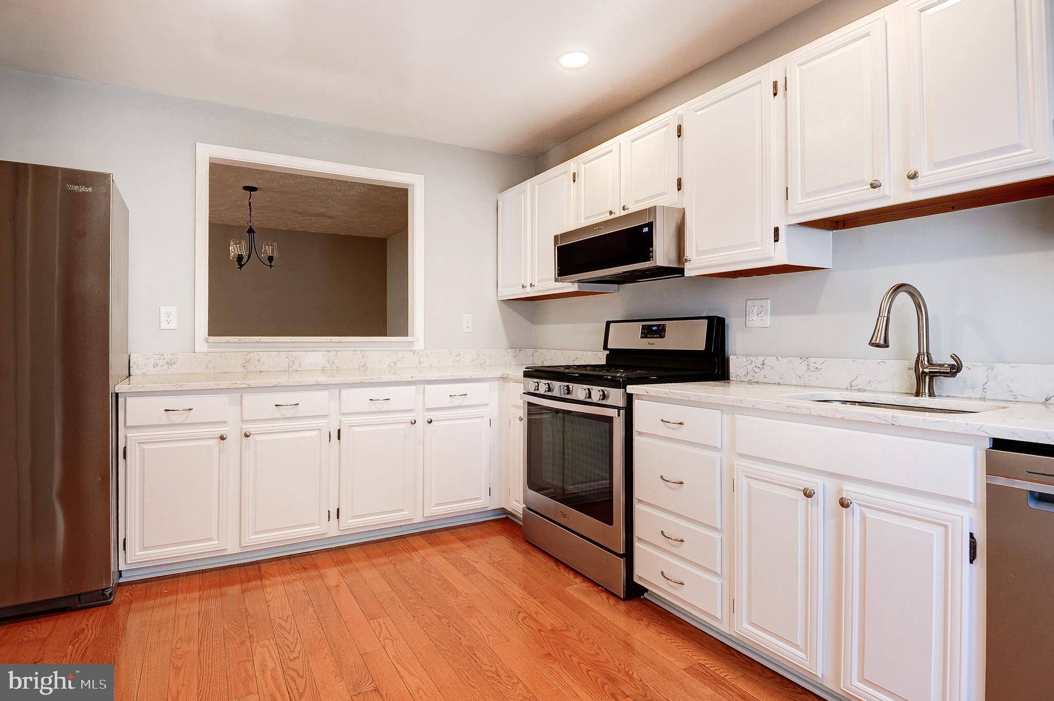 THE OAKTON - Residential