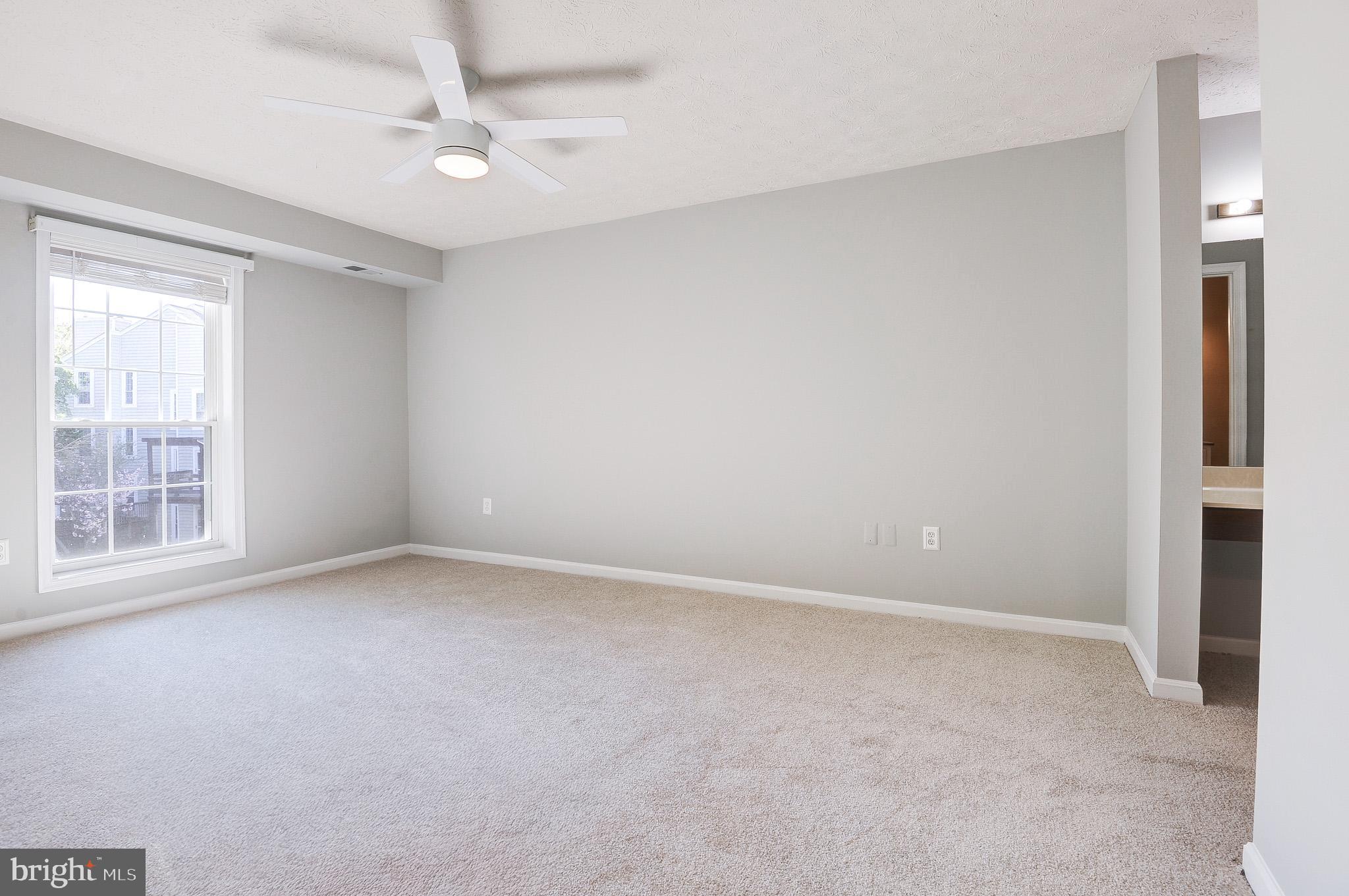 THE OAKTON - Residential