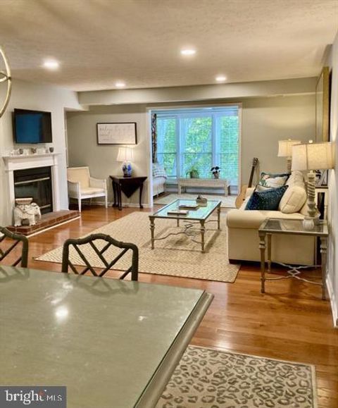 10087 OAKTON TERRACE ROAD OAKTON VA 22124