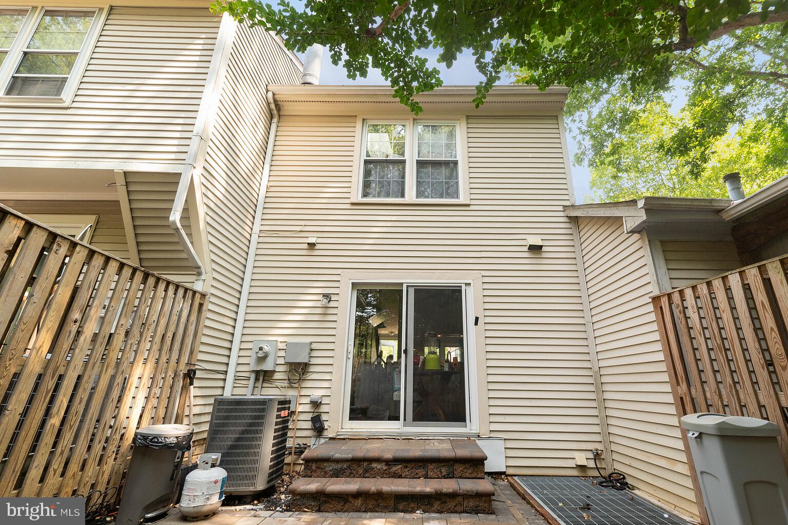 MONTCLAIR ST3 - Residential