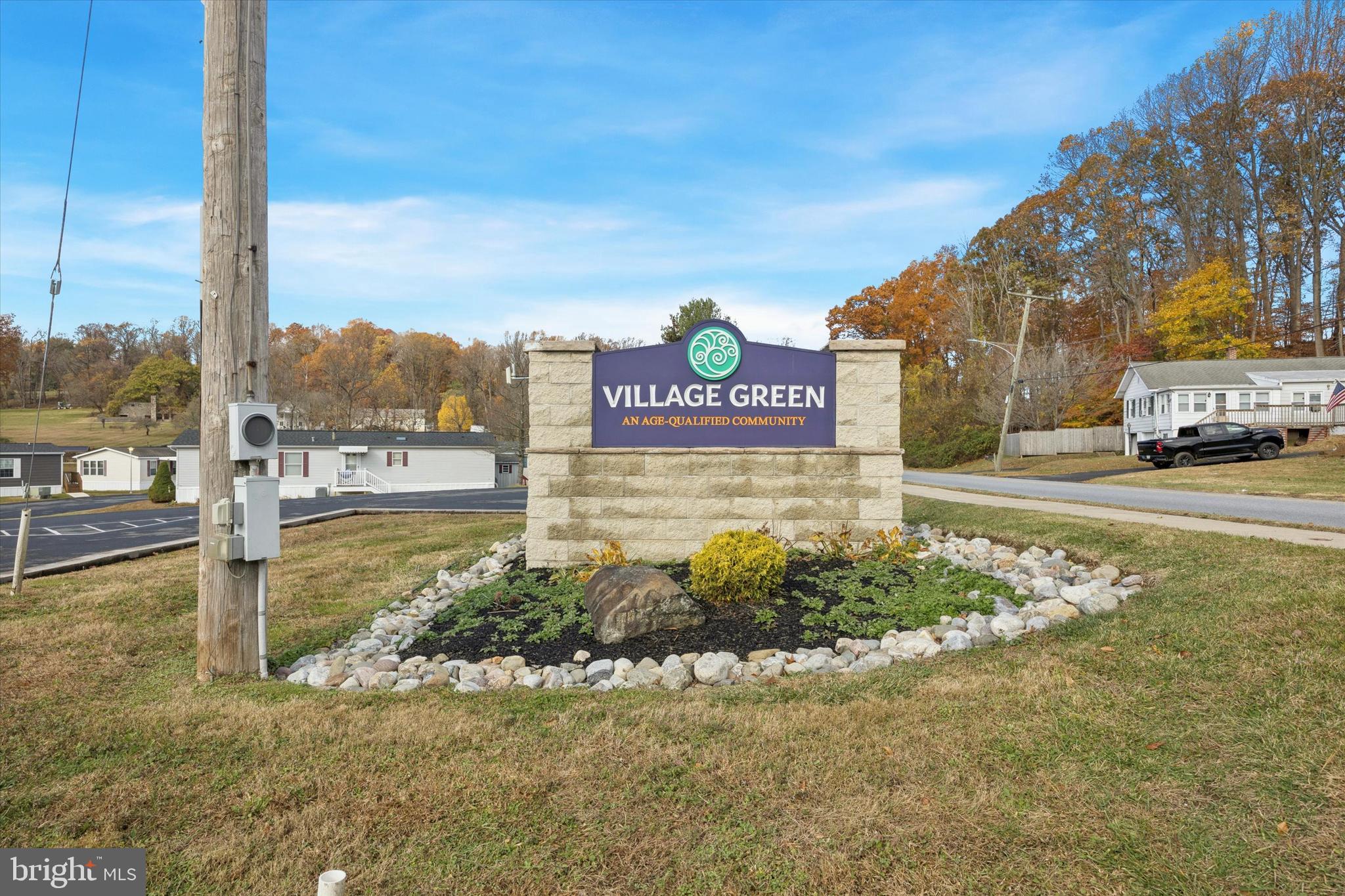 VILLAGE GREEN - Residential