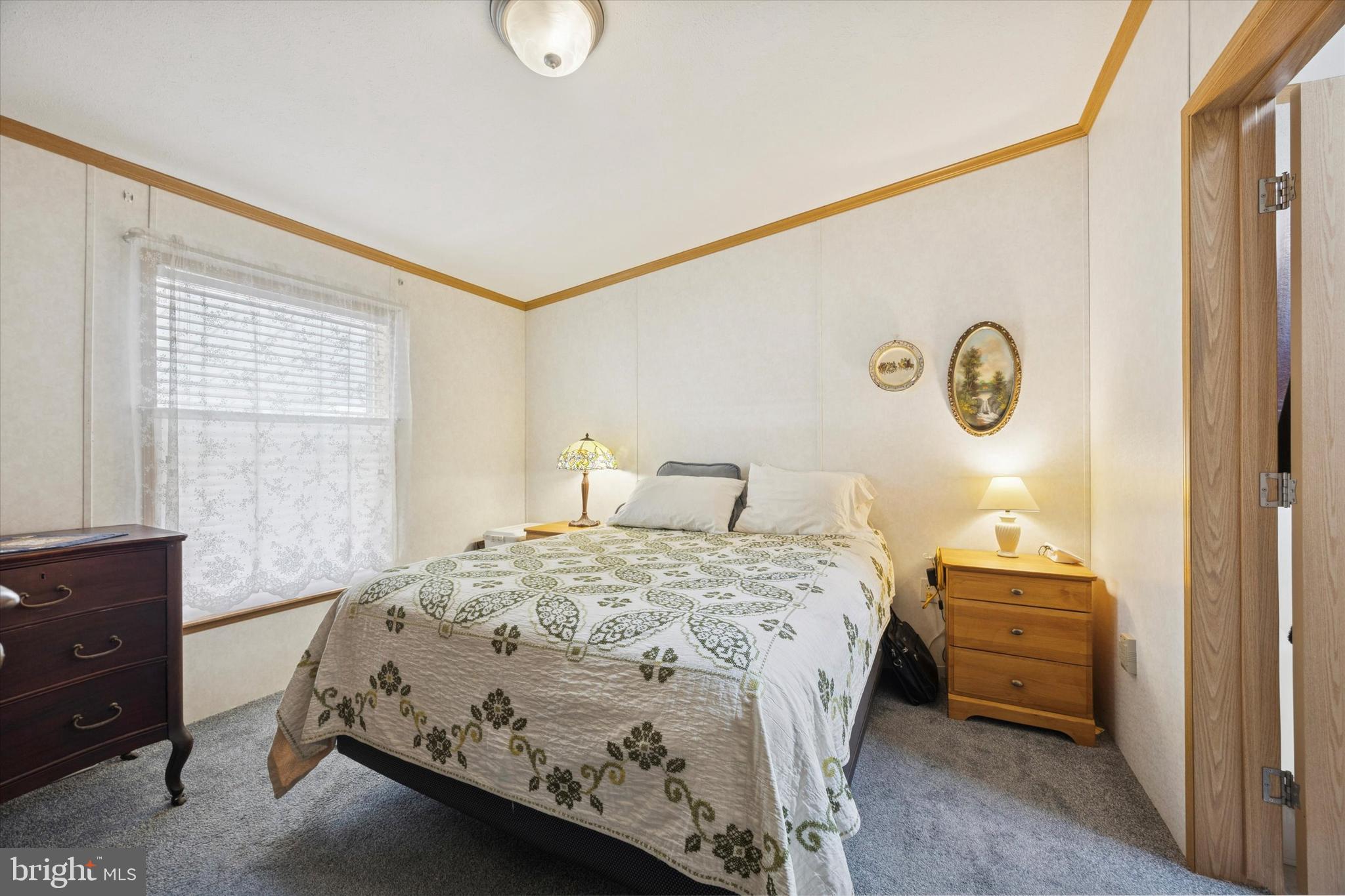 VILLAGE GREEN - Residential