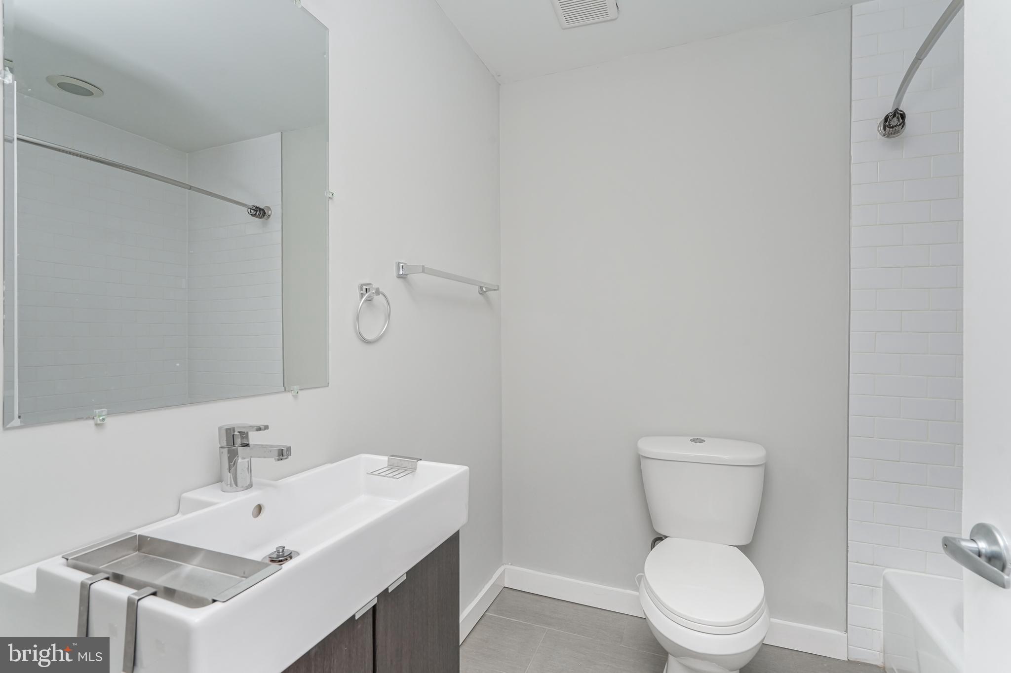 FISHTOWN - Residential Lease