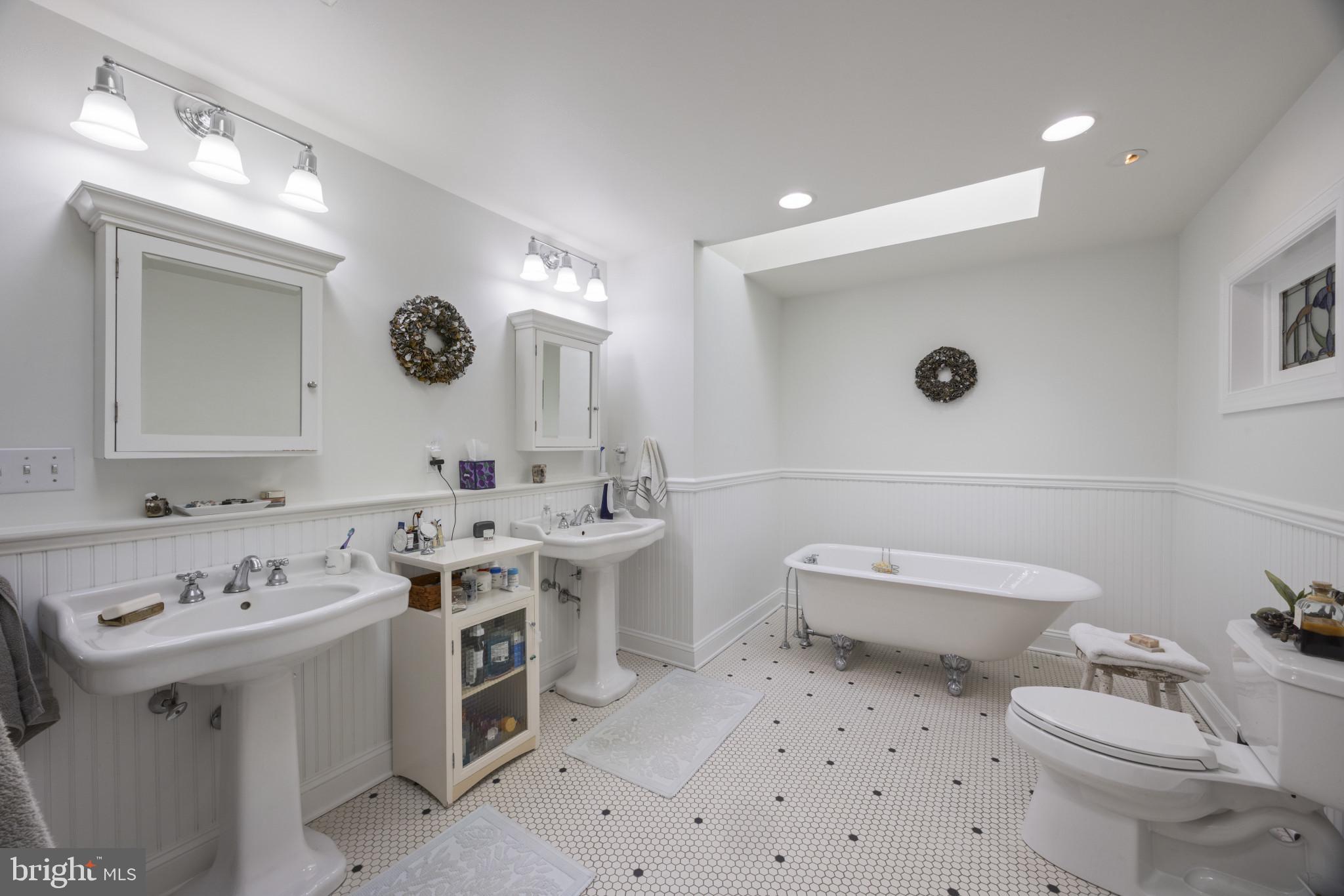 WYE HARBOR - Residential