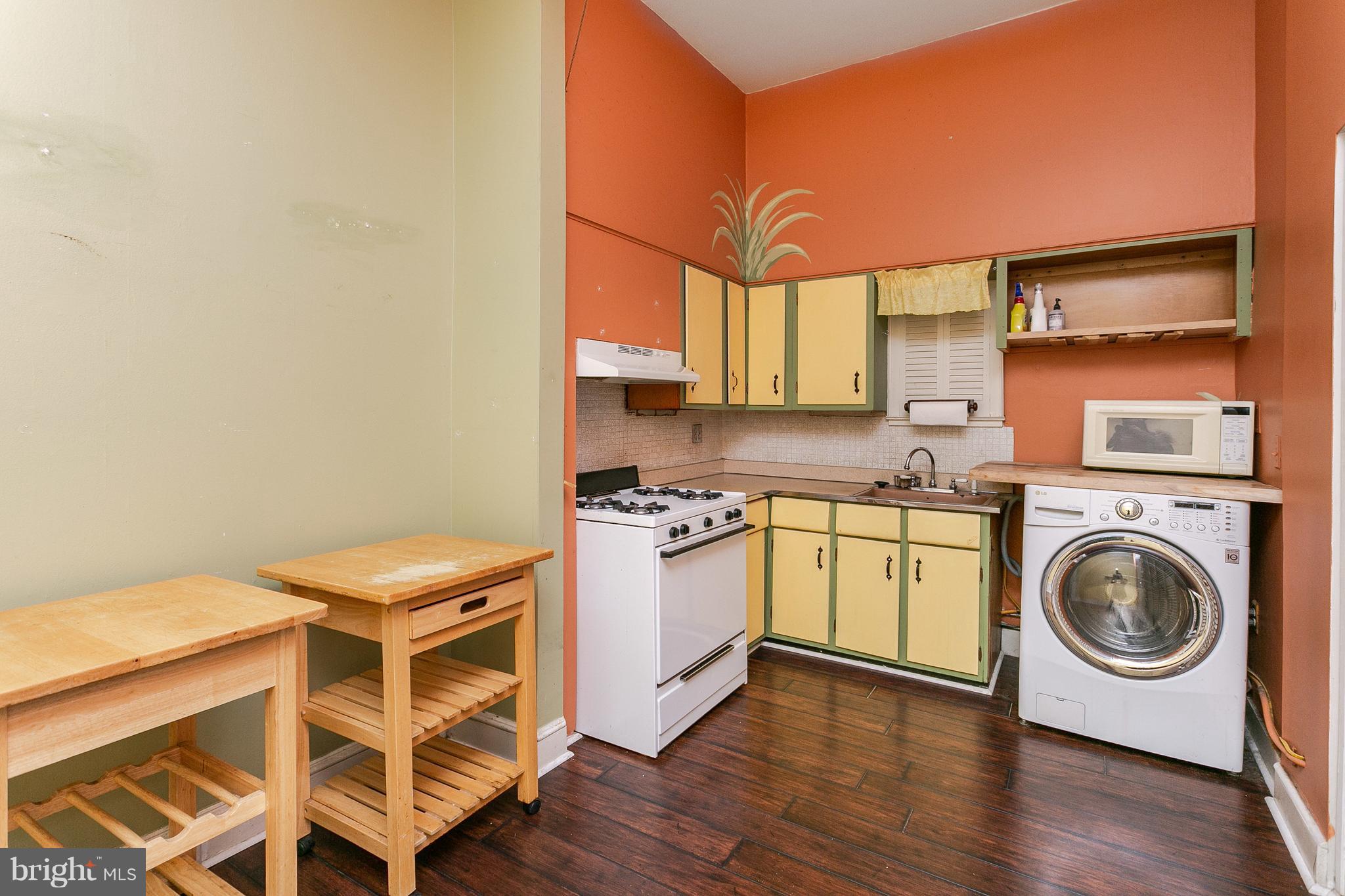 BOLTON HILL HISTORIC DISTRICT - Residential Income