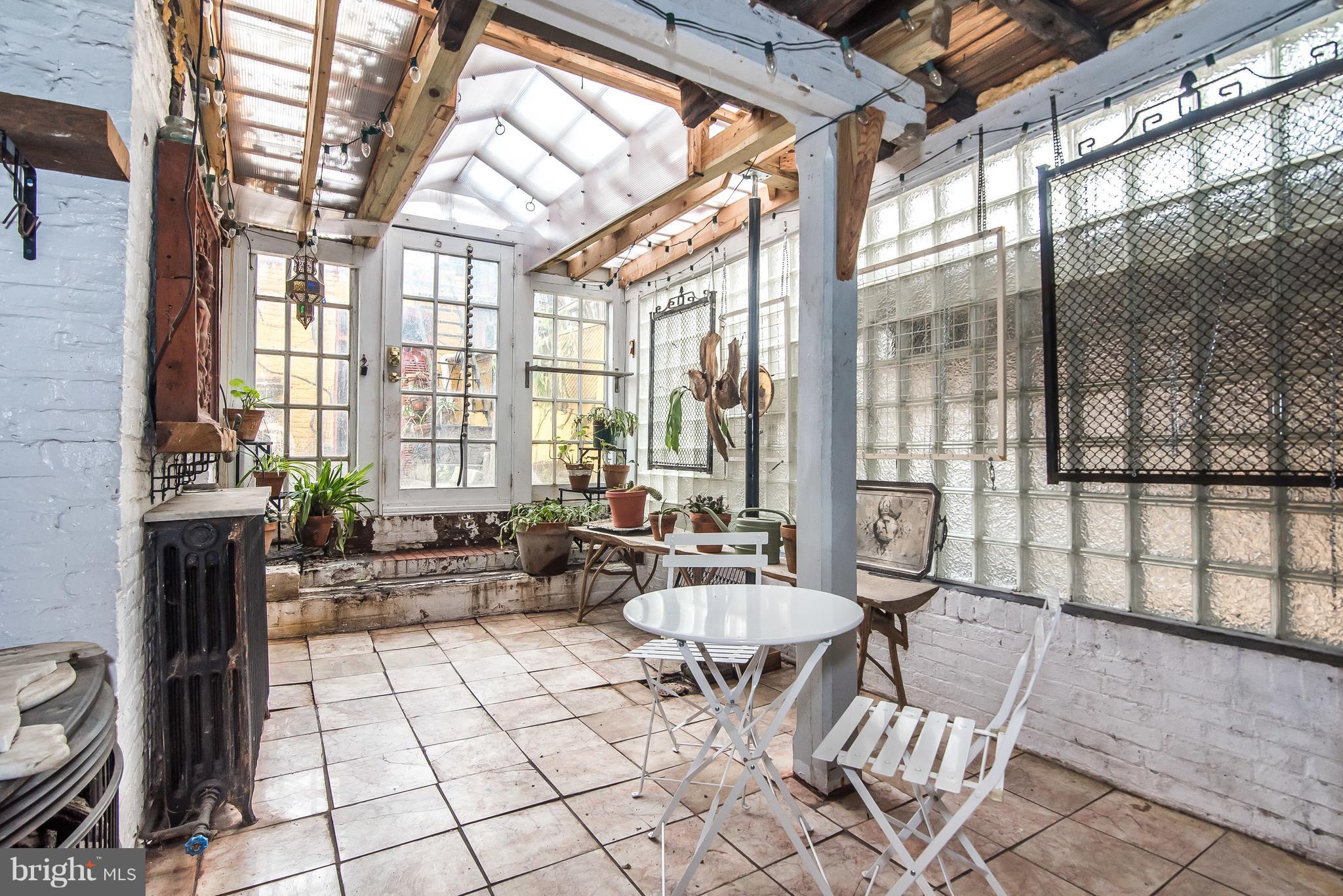 BOLTON HILL HISTORIC DISTRICT - Residential Income