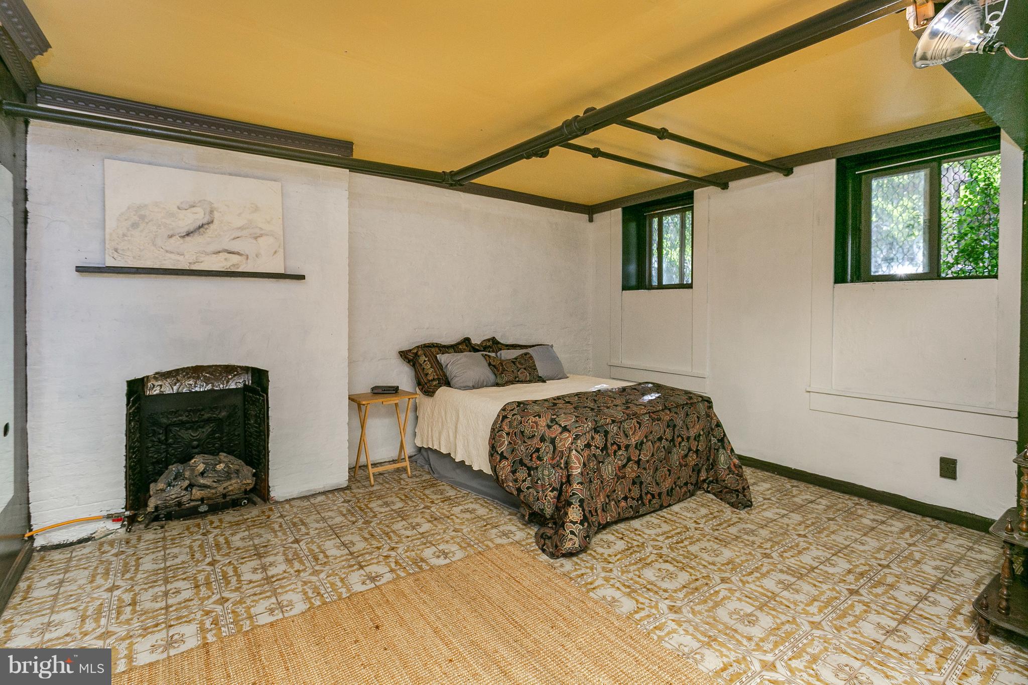 BOLTON HILL HISTORIC DISTRICT - Residential Income