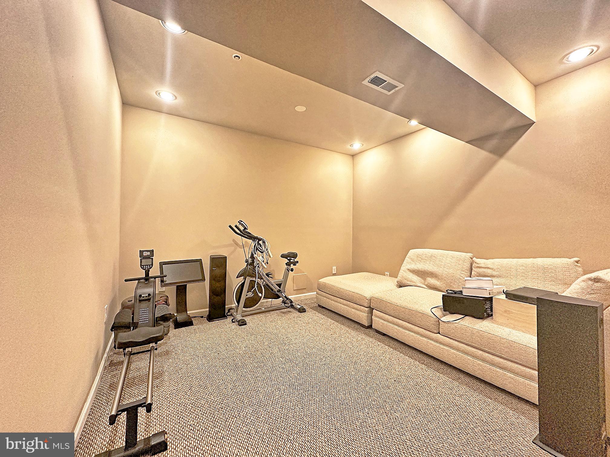 WOODCREST - Residential