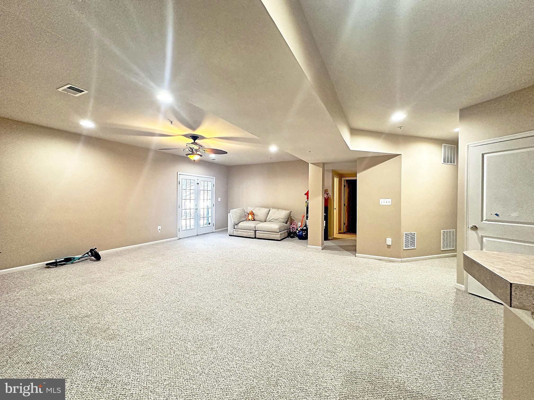 WOODCREST - Residential