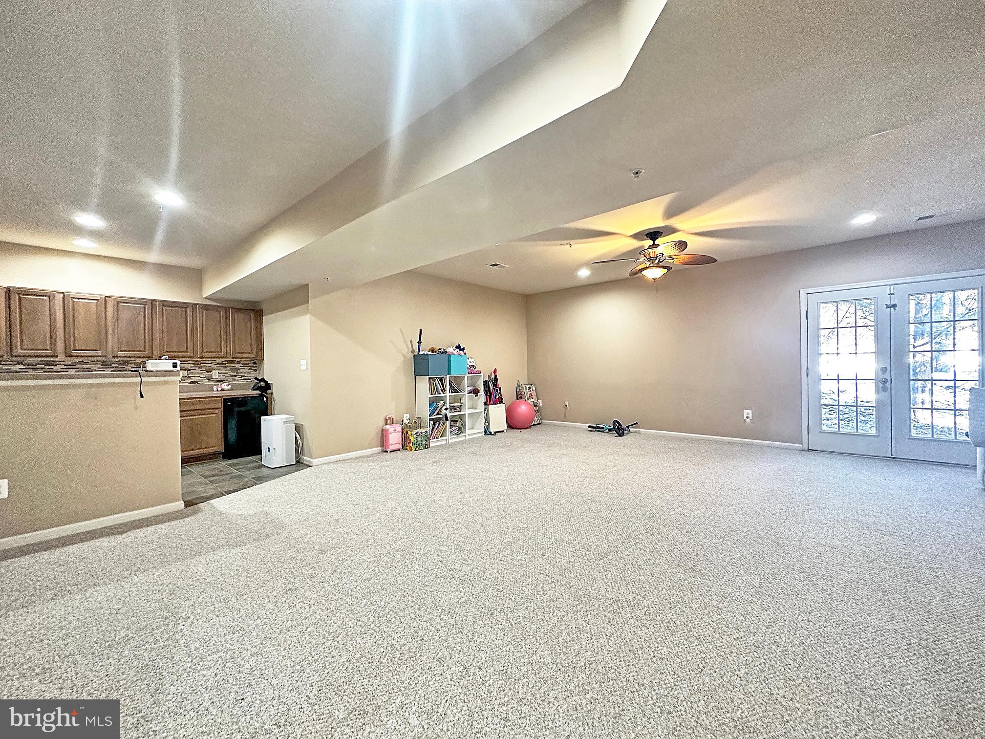 WOODCREST - Residential