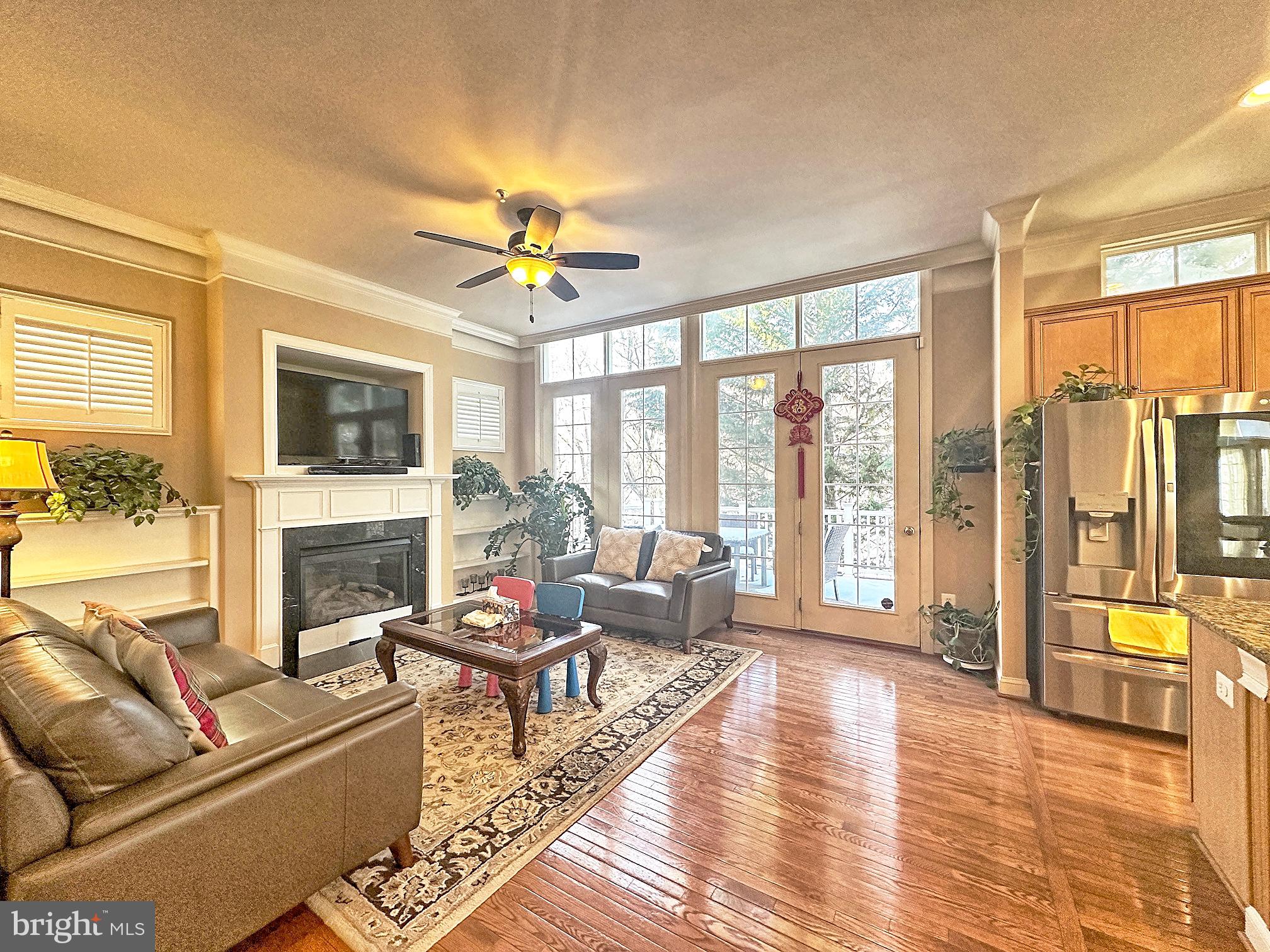 WOODCREST - Residential